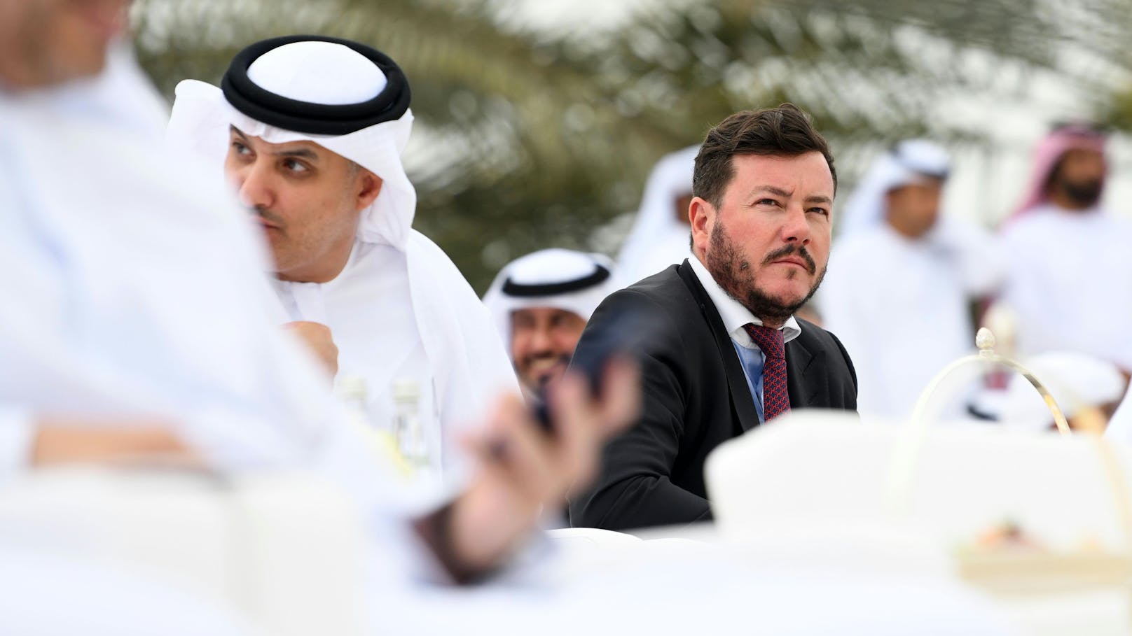 Emirate-Scheichs klagen Immo-Jongleur auf 1 Mrd. Euro
