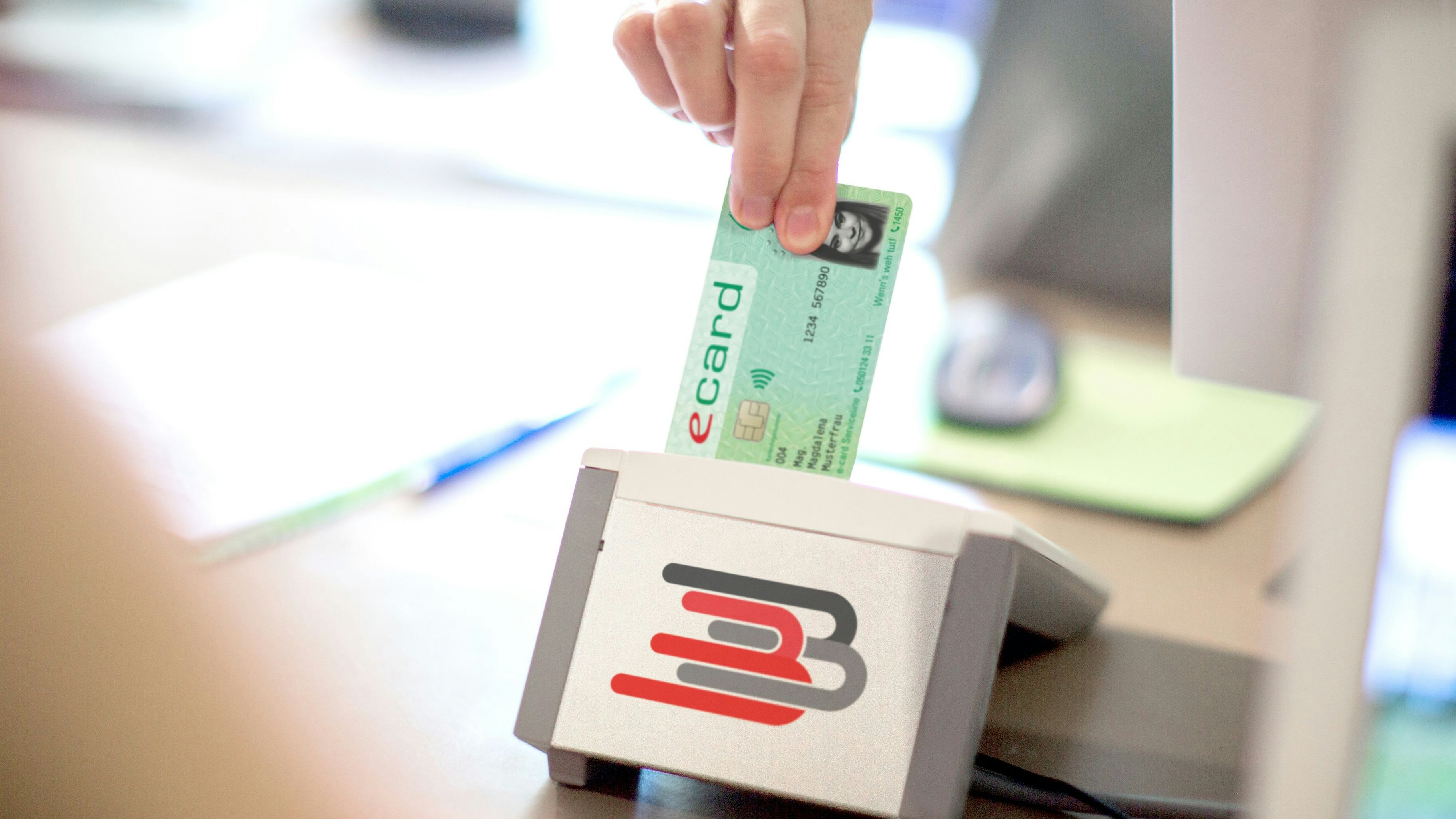 Tausende e-cards werden im Jänner 2024 gesperrt.