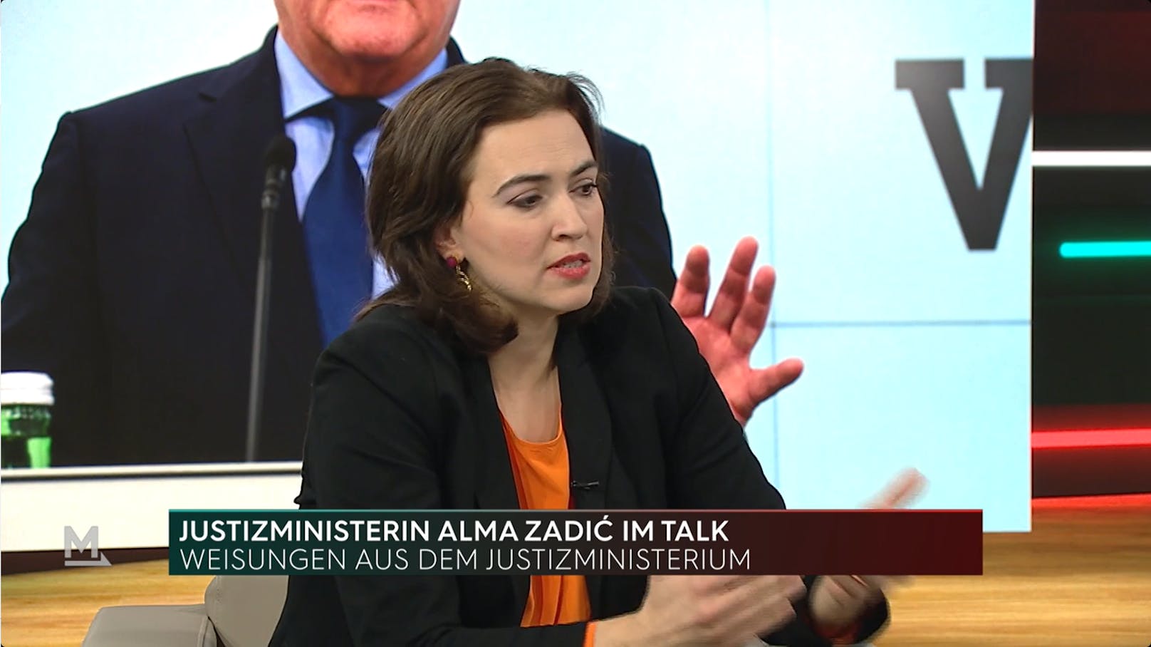 Ministerin zerlegt ÖVP-General vor laufender Kamera