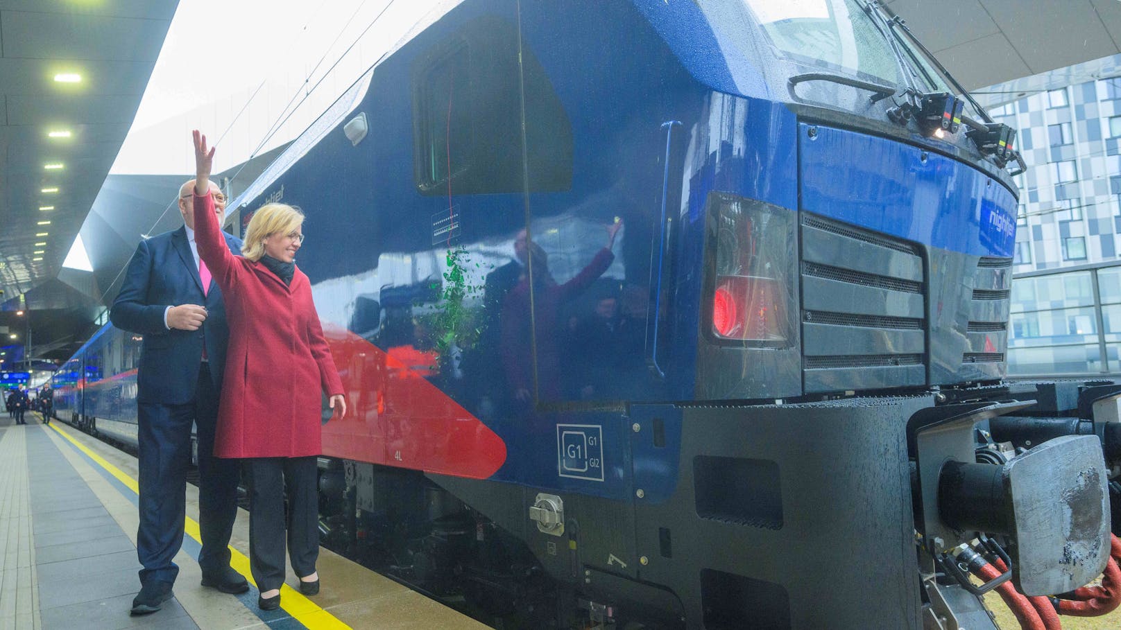 Nicht nur ein Bahn-Fan: Klimaschutzministerin Leonore Gewessler (Grüne).