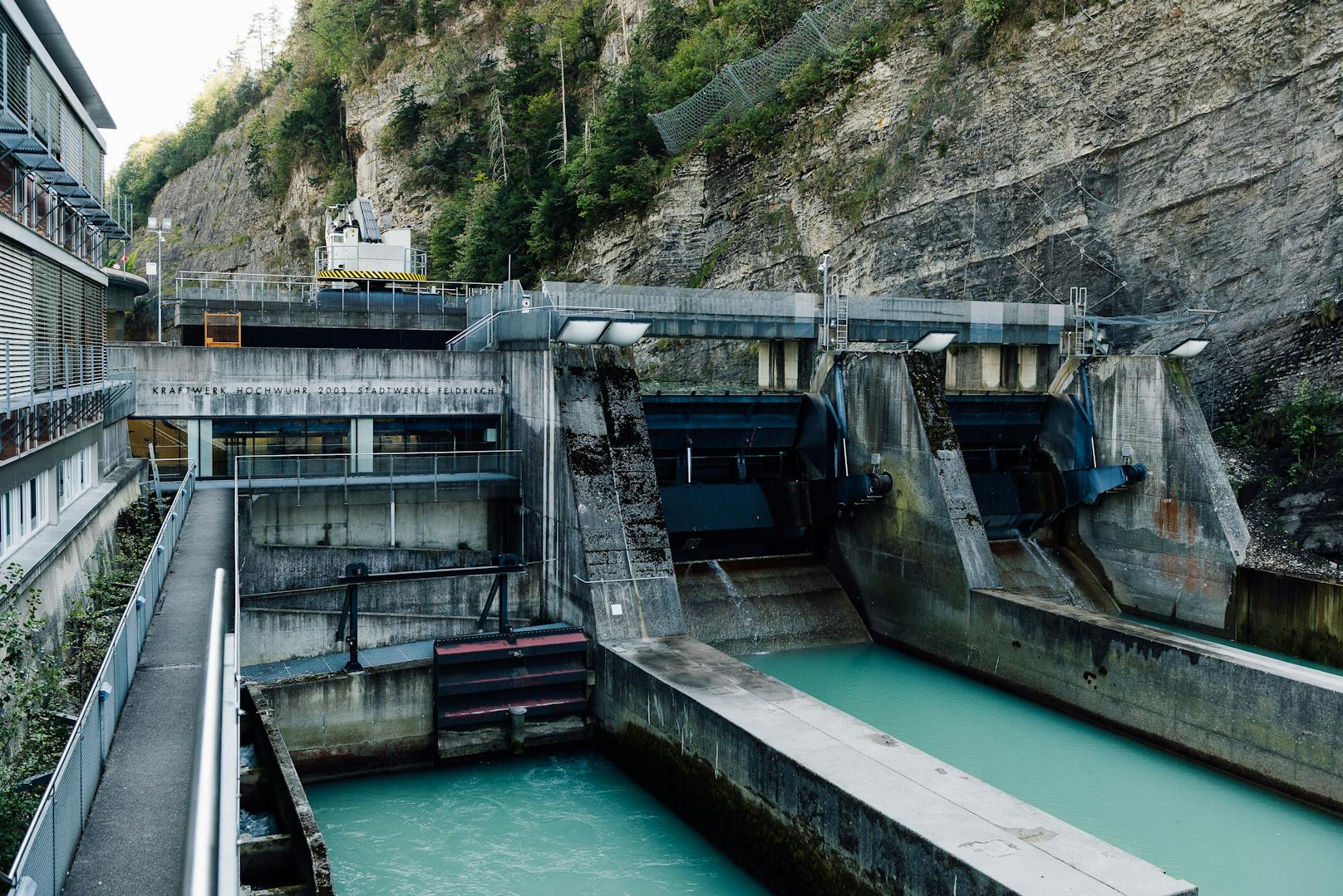 Im Kraftwerk Hochwuhr erzeugt Feldkirch erneuerbare Energie. 