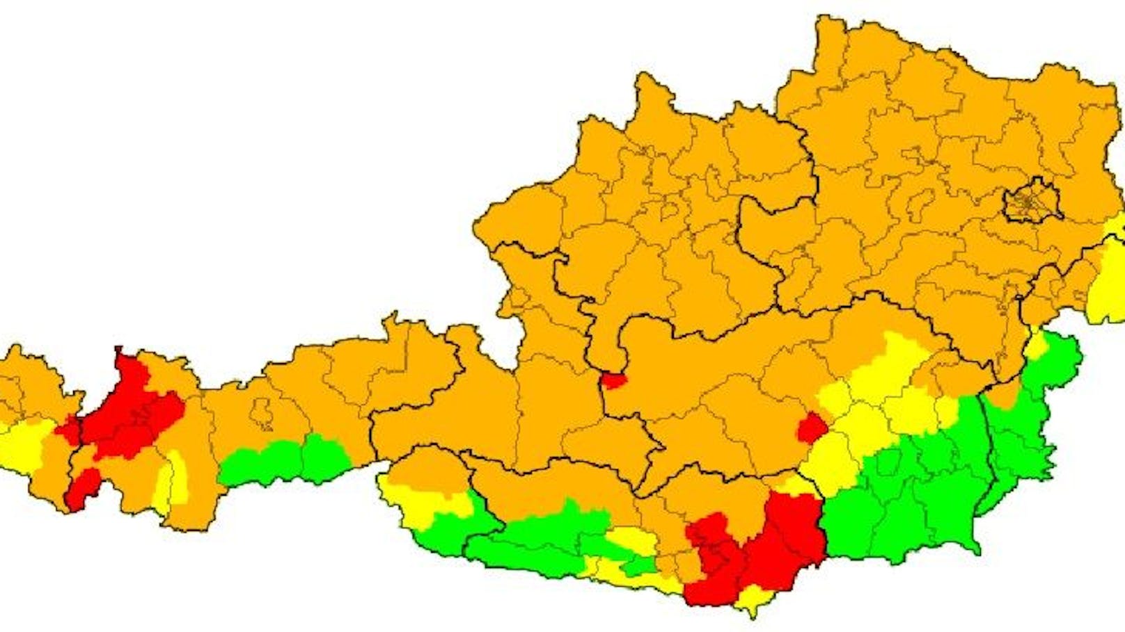 Es wird vor Schnee, Eisregen und einem heftigen Sturm gewarnt.