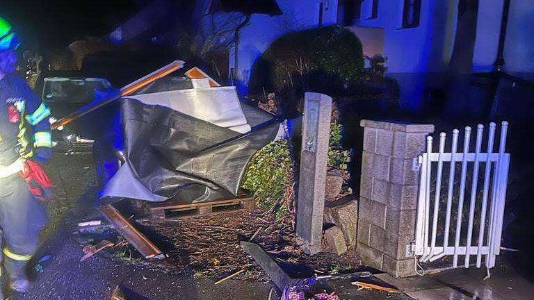 Das Sturmtief "Zoltan" wütet weiter in Österreich.