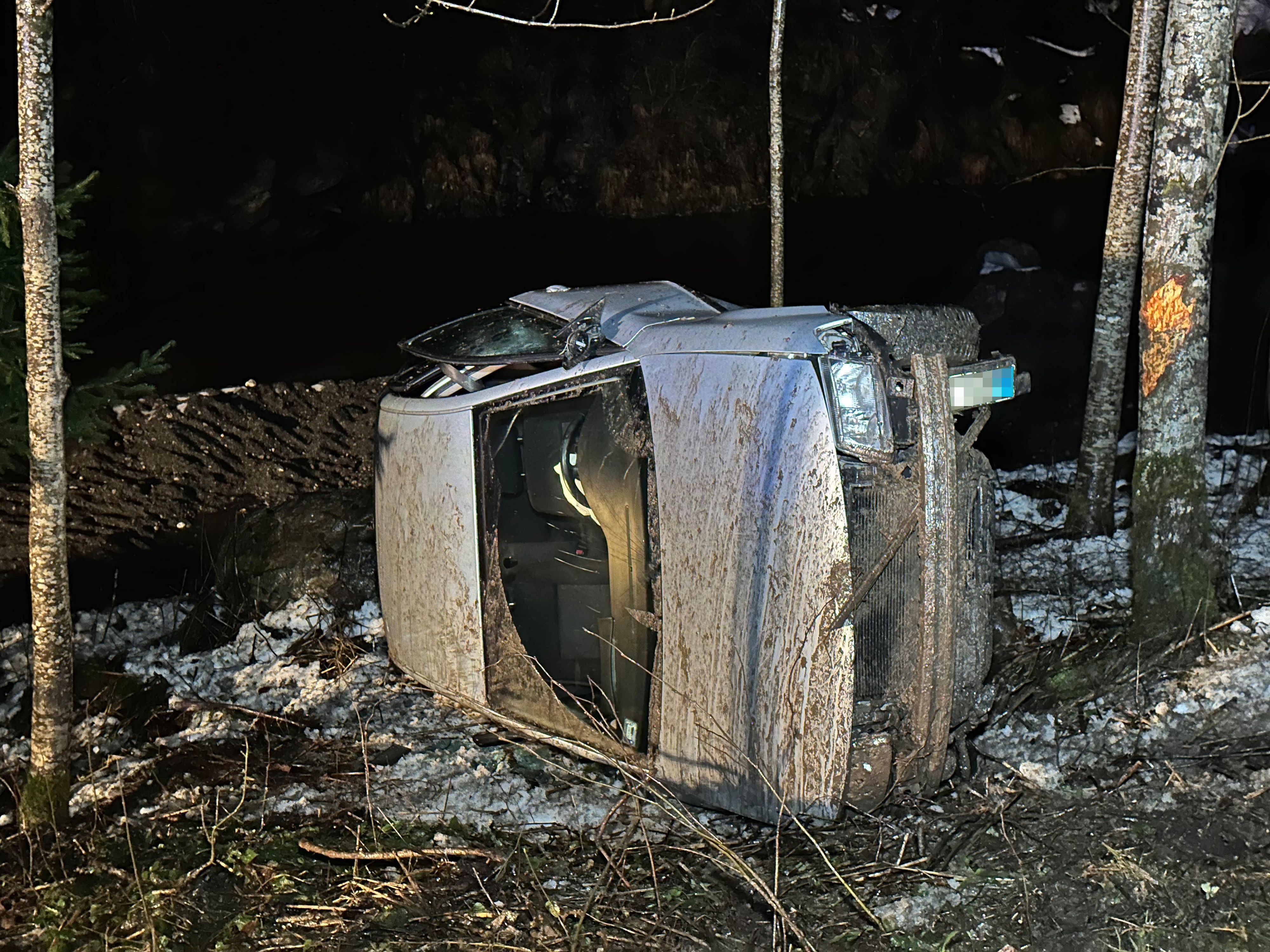 Immer wieder kommt es in Tirol zu schweren Verkehrsunfällen. Archivbild. 