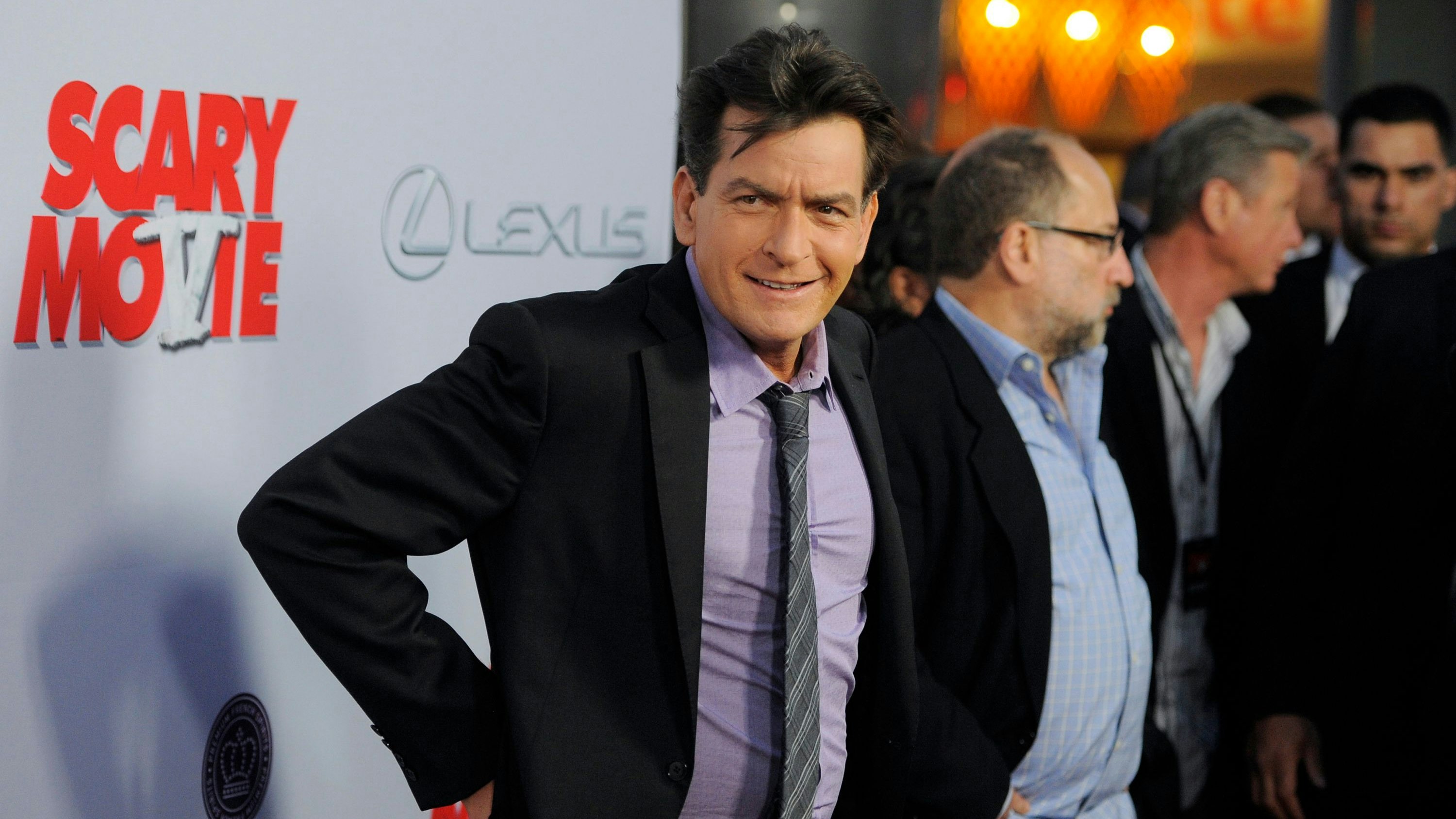 Charlie Sheen wurde in seinem eigenen Haus angegriffen.