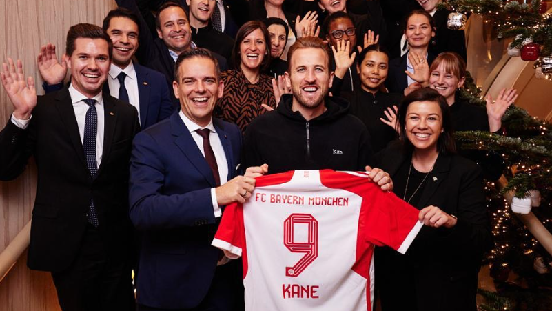 Harry Kane bedankt sich beim Hotel-Personal