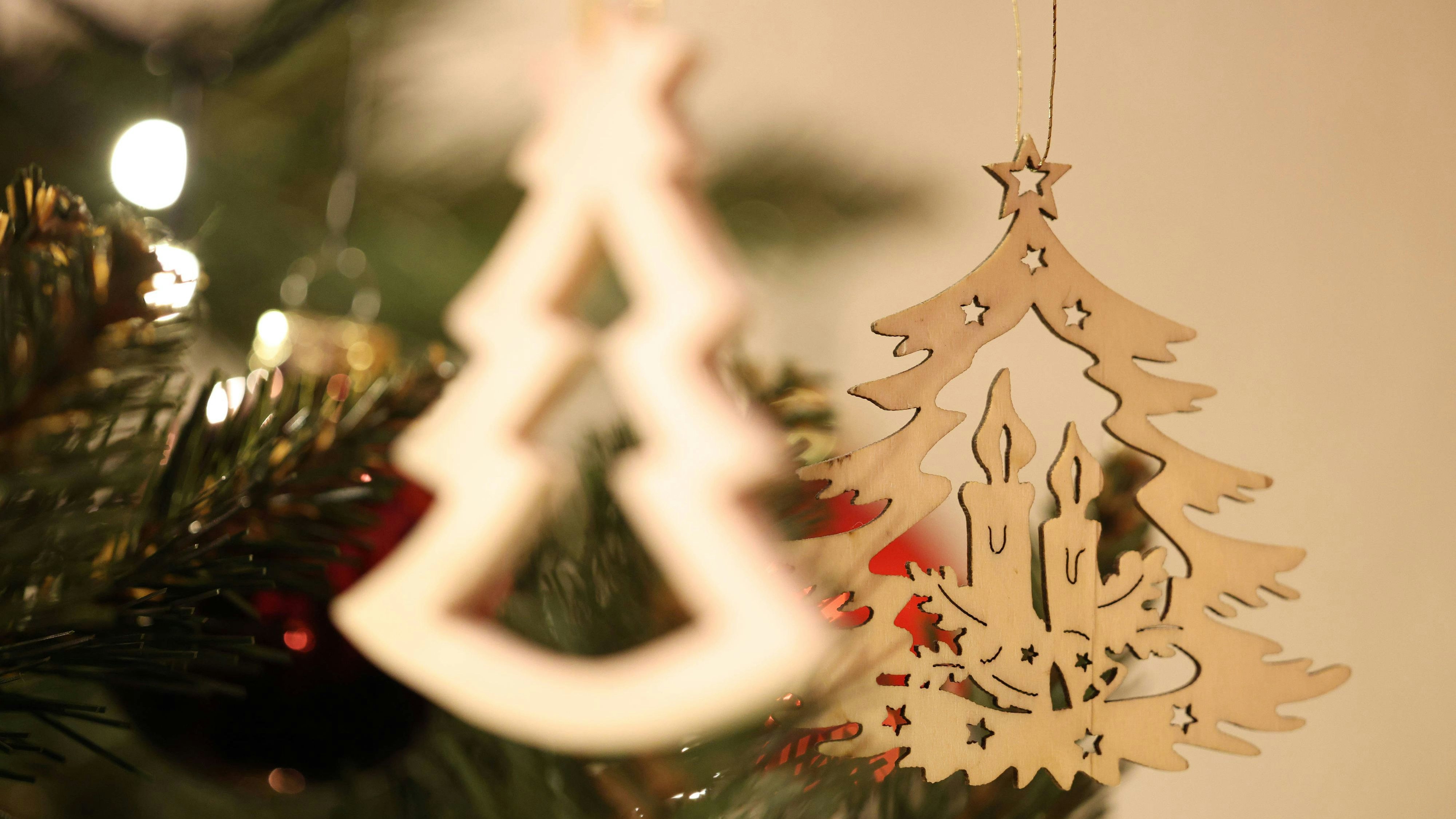 Möchtest du Weihnachten mal ein bisschen anders feiern? Wir haben für dich zwölf außergewöhnliche Traditionen aus anderen Ländern gesammelt. (Symbolbild)