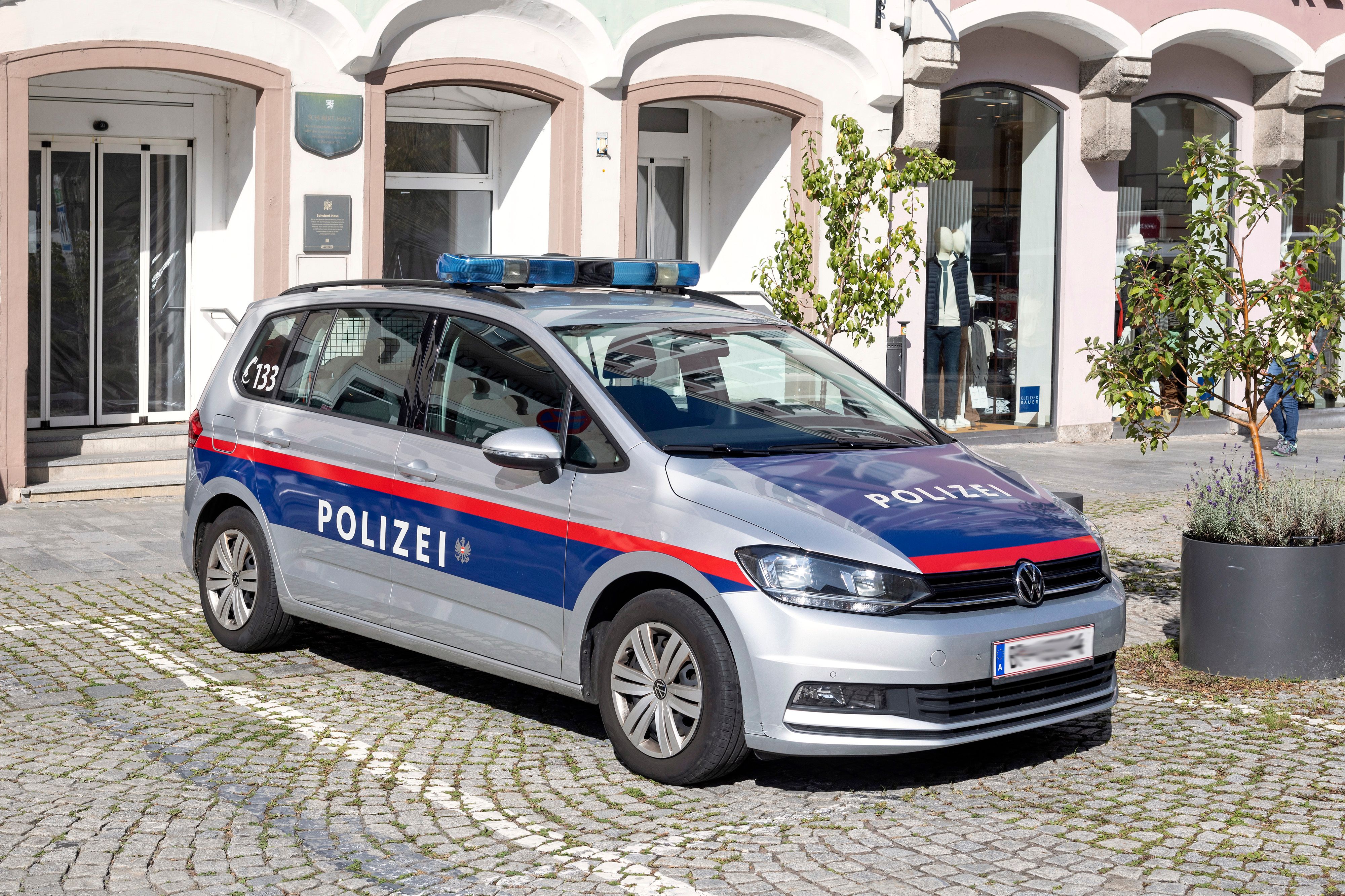 Die Polizei konnte den Mann auf frischer Tat ertappen. (Symbolbild)