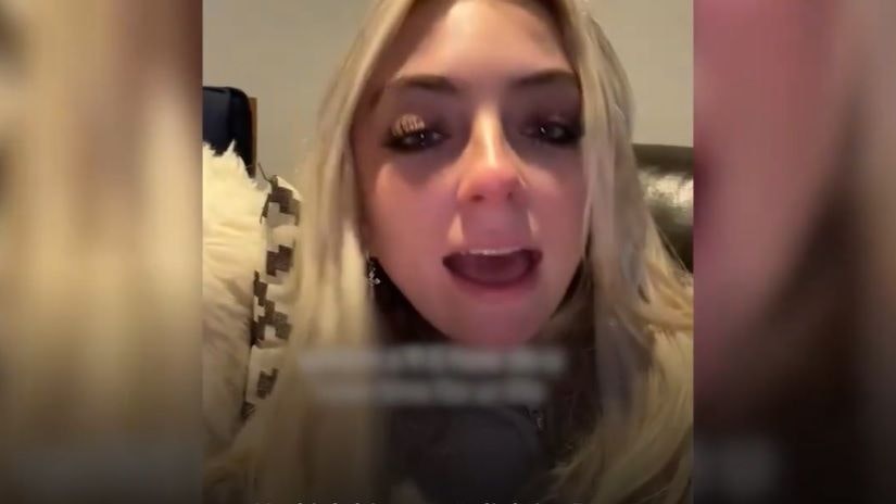 Brielle ist erschöpft von der Arbeit. 