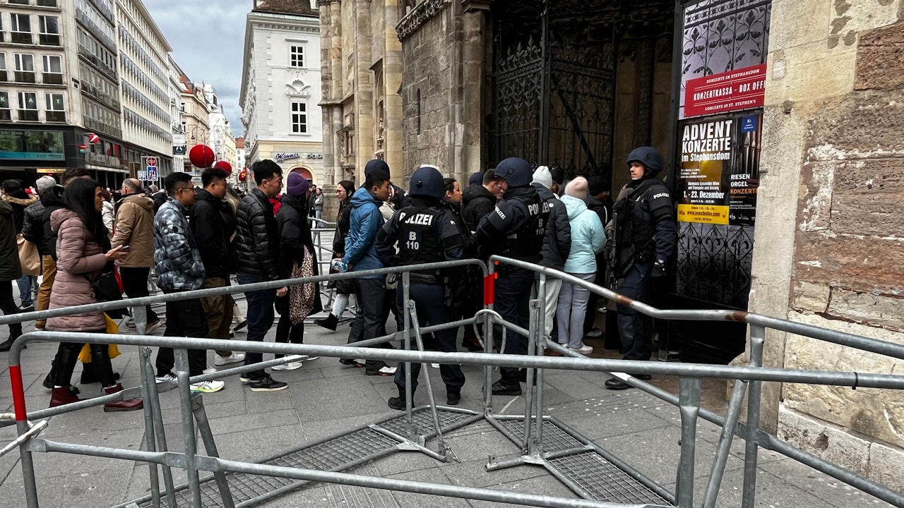 Heute.at - Anschlagsangst zu Silvester – Terrorverdächtige in Haft