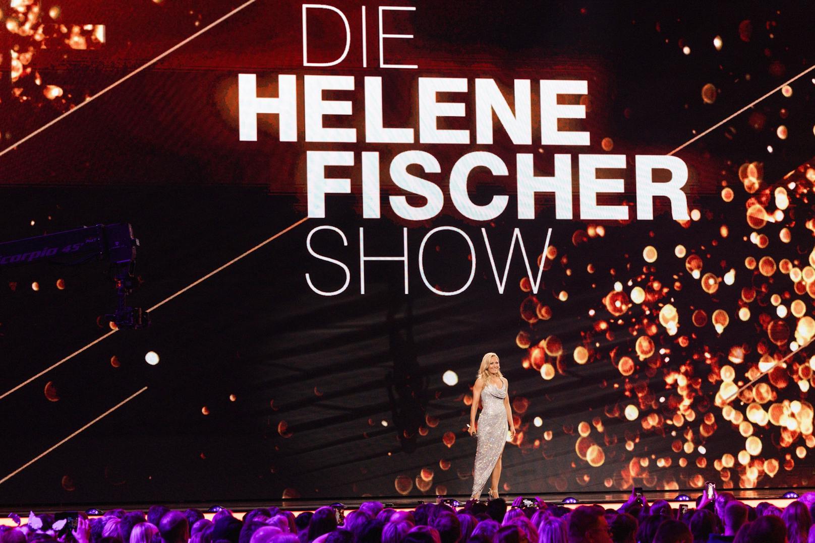 Helene Fischer und Shirin David haben in der am Montag ausgestrahlten "Helene Fischer Show" im ZDF ihre Wettschuld aus Thomas Gottschalks letzter "Wetten, dass..?"-Show eingelöst. Das Publikum quittierte es mit Gelächter<a href="https://www.20min.ch/story/shirin-david-thomas-gottschalk-wetten-dass-feminismus-debatte-759470020063">.</a>