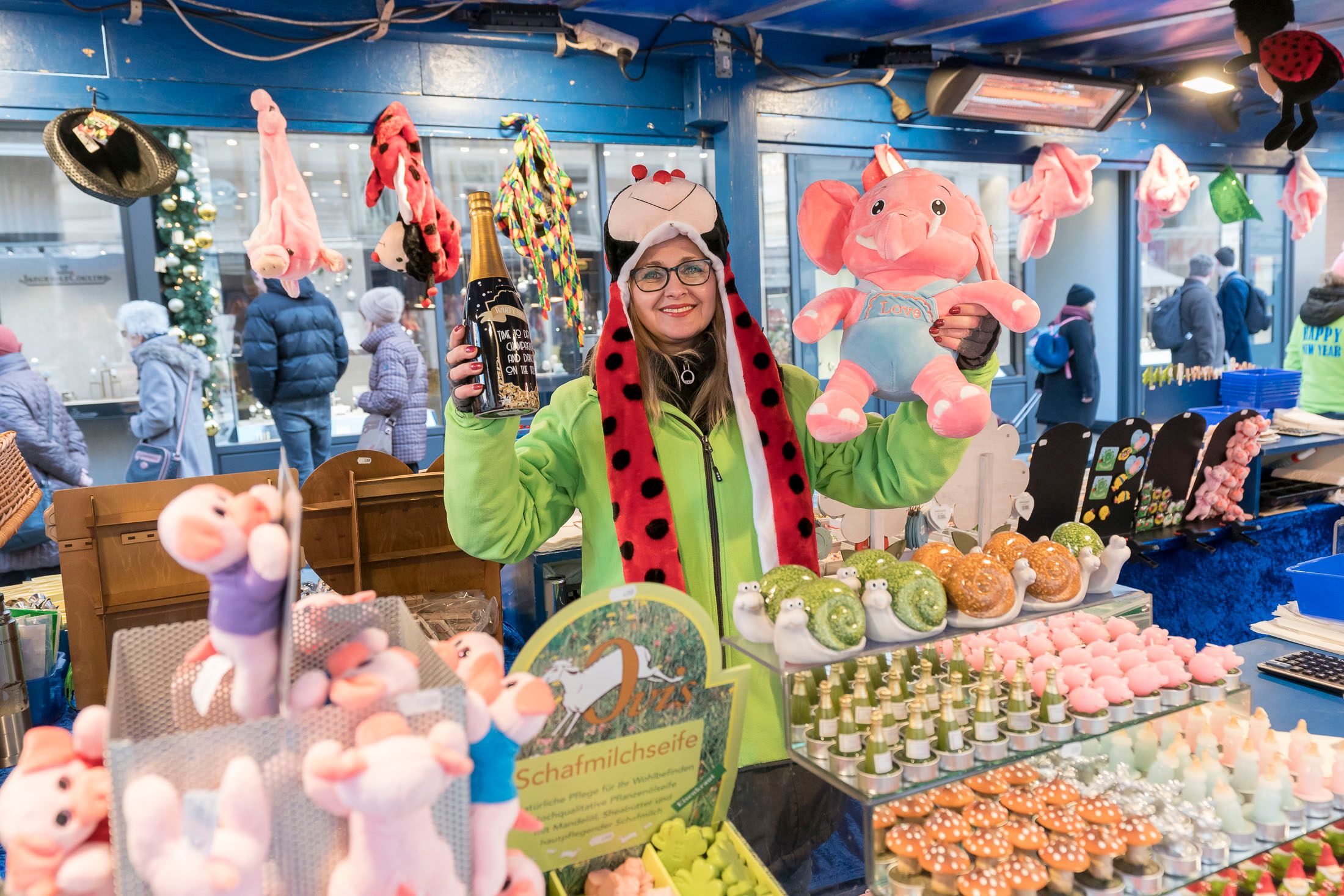 Schweinchen, Marienkäfer und Co. können noch bis zum 31. Dezember an den Silvesterständen in ganz Wien gekauft werden.