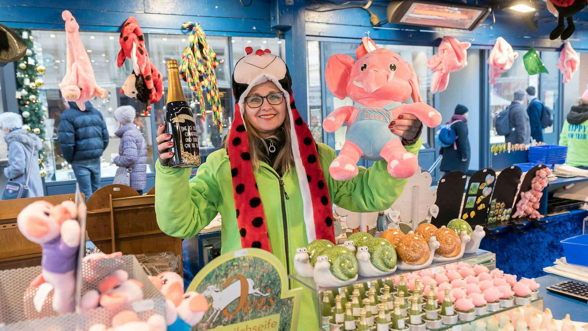 Schweinchen, Marienkäfer und Co. können noch bis zum 31. Dezember an den Silvesterständen in ganz Wien gekauft werden.