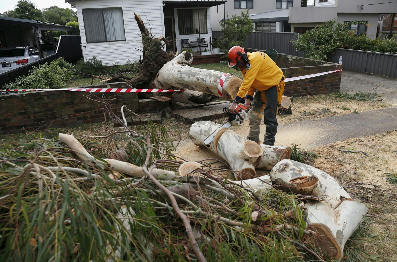 Schwere Stürm haben die Ostküste Australiens heimgesucht. Für den Stephanitag drohen den Bundesländern Queensland, Victoria und New South Wales weitere Unwetter.