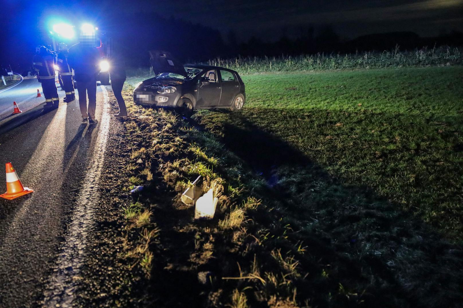 Ein schwerer Verkehrsunfall hat sich Dienstagfrüh auf der L513 Unterinnviertler Straße bei Taiskirchen im Innkreis (Bezirk Ried im Innkreis) ereignet.