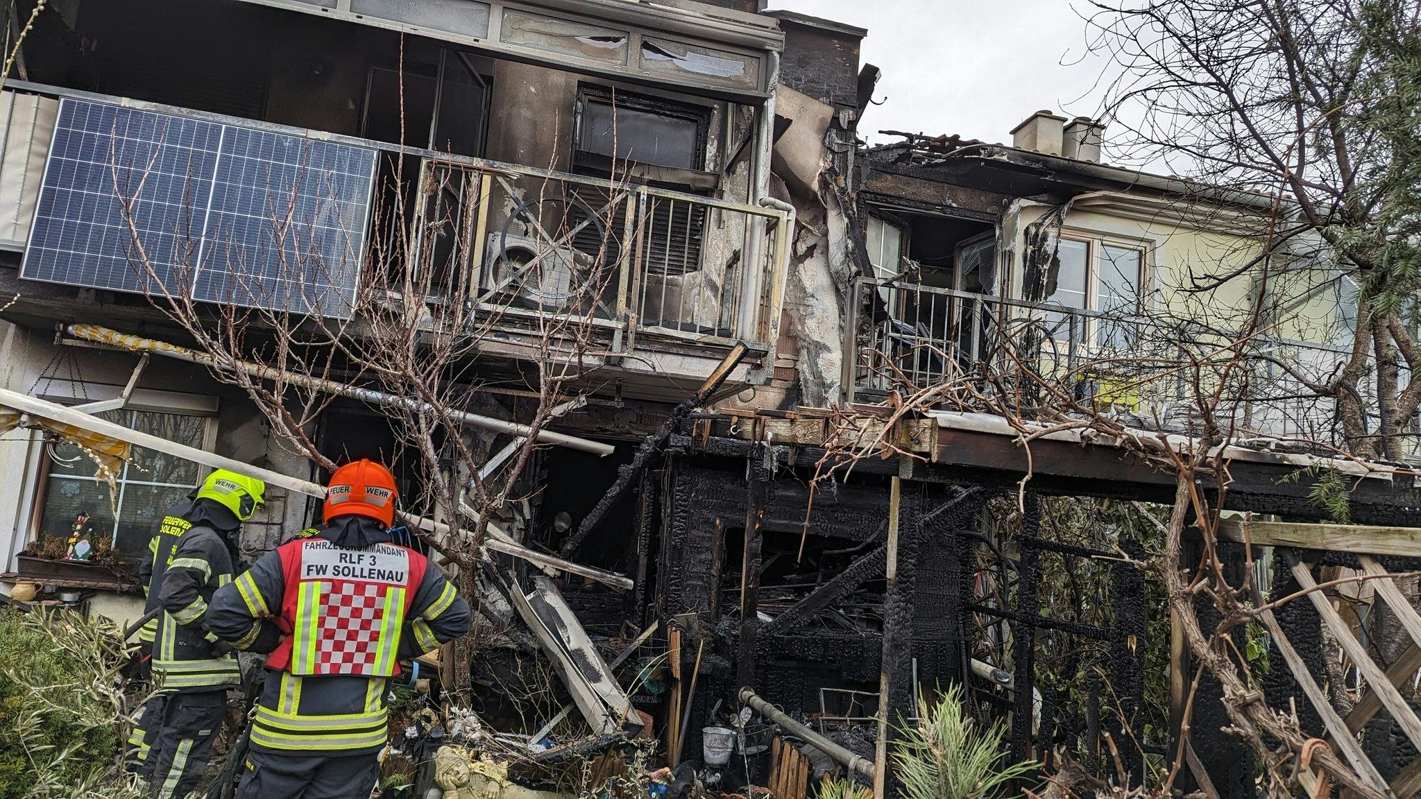 Am frühen Dienstagmorgen wurde die Feuerwehr zu einem Wohnungsbrand alarmiert.