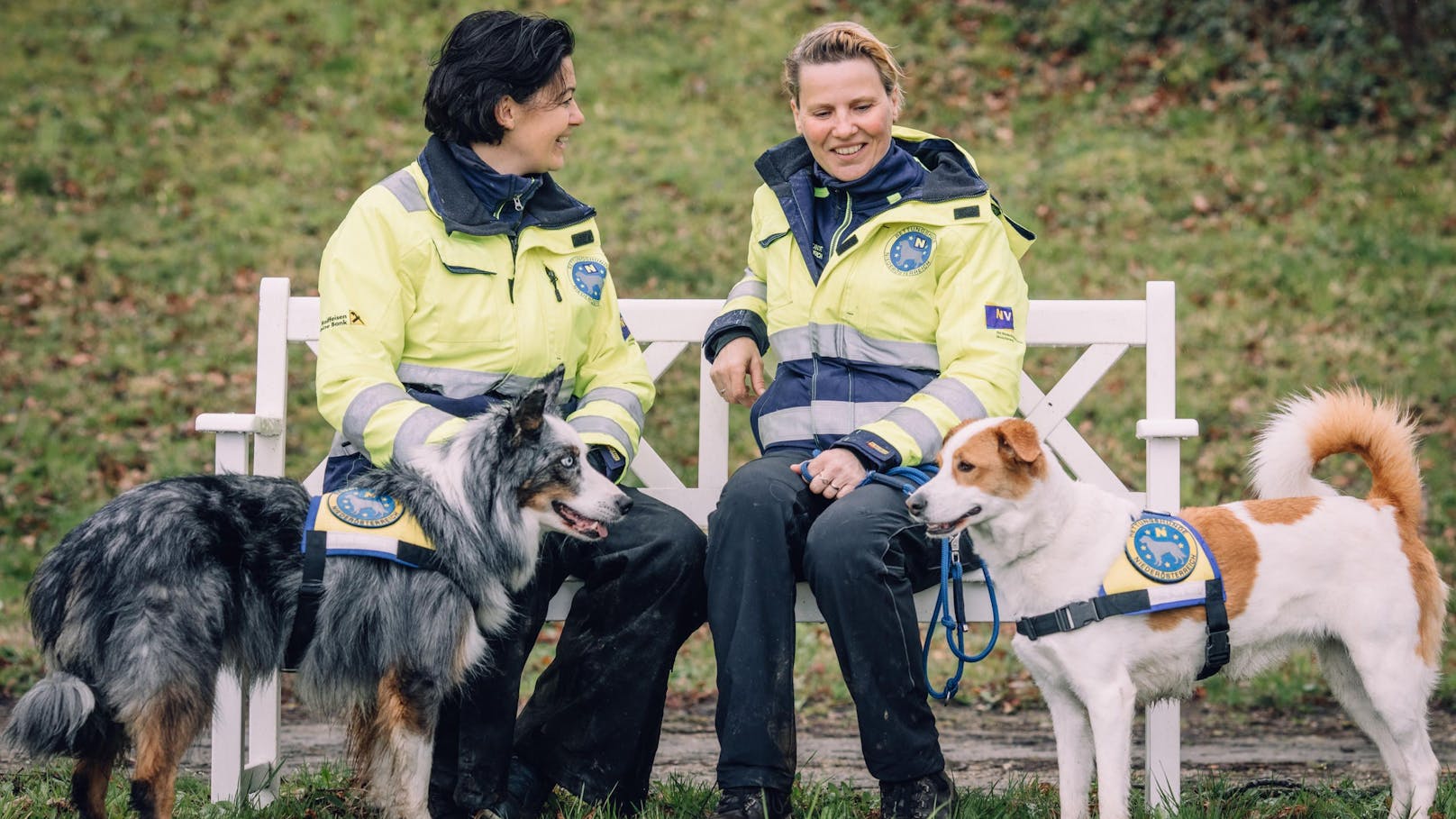 Birgit & Martina retteten mit ihren Hunden viele Leben