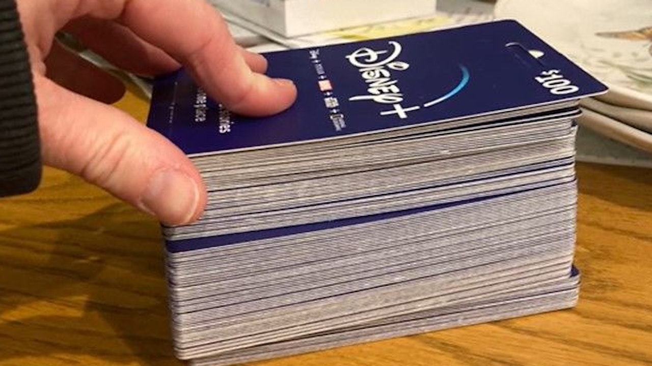 Heute.at - Familie verwechselt Gutscheine für 10.000 Euro