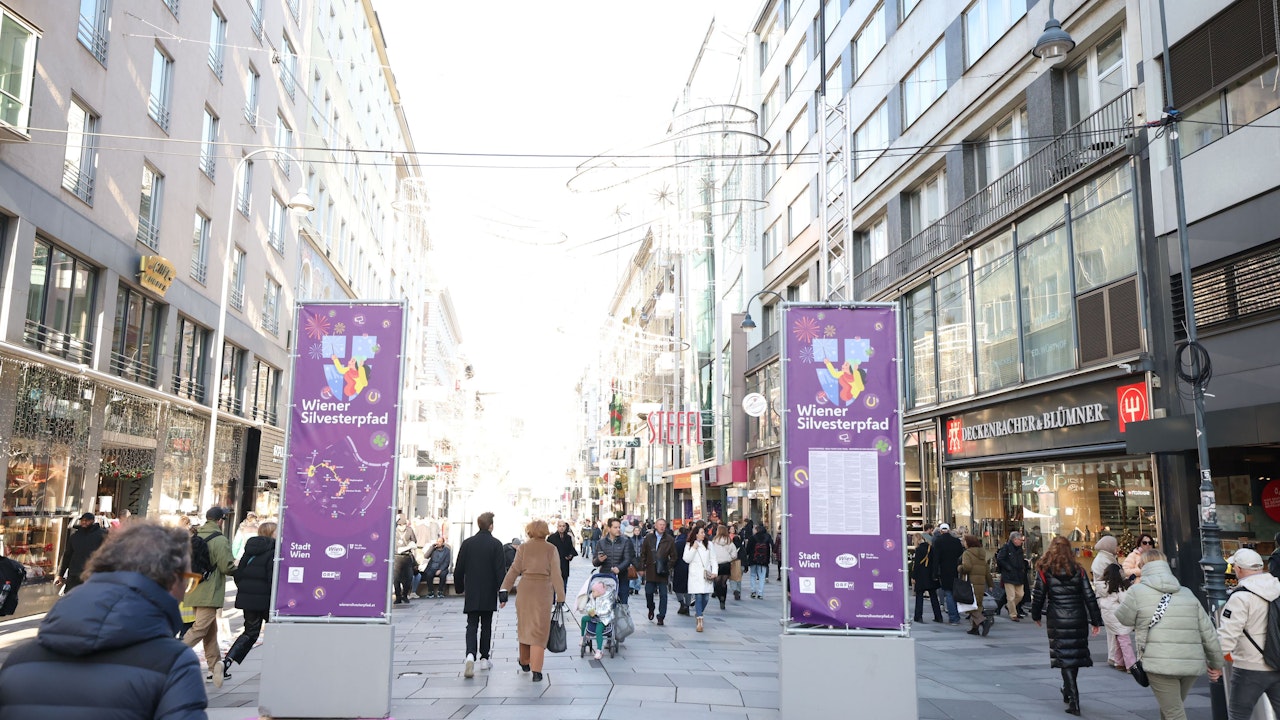 Heute.at - Aufbau für Silvesterpfad läuft trotz Terrorwarnung