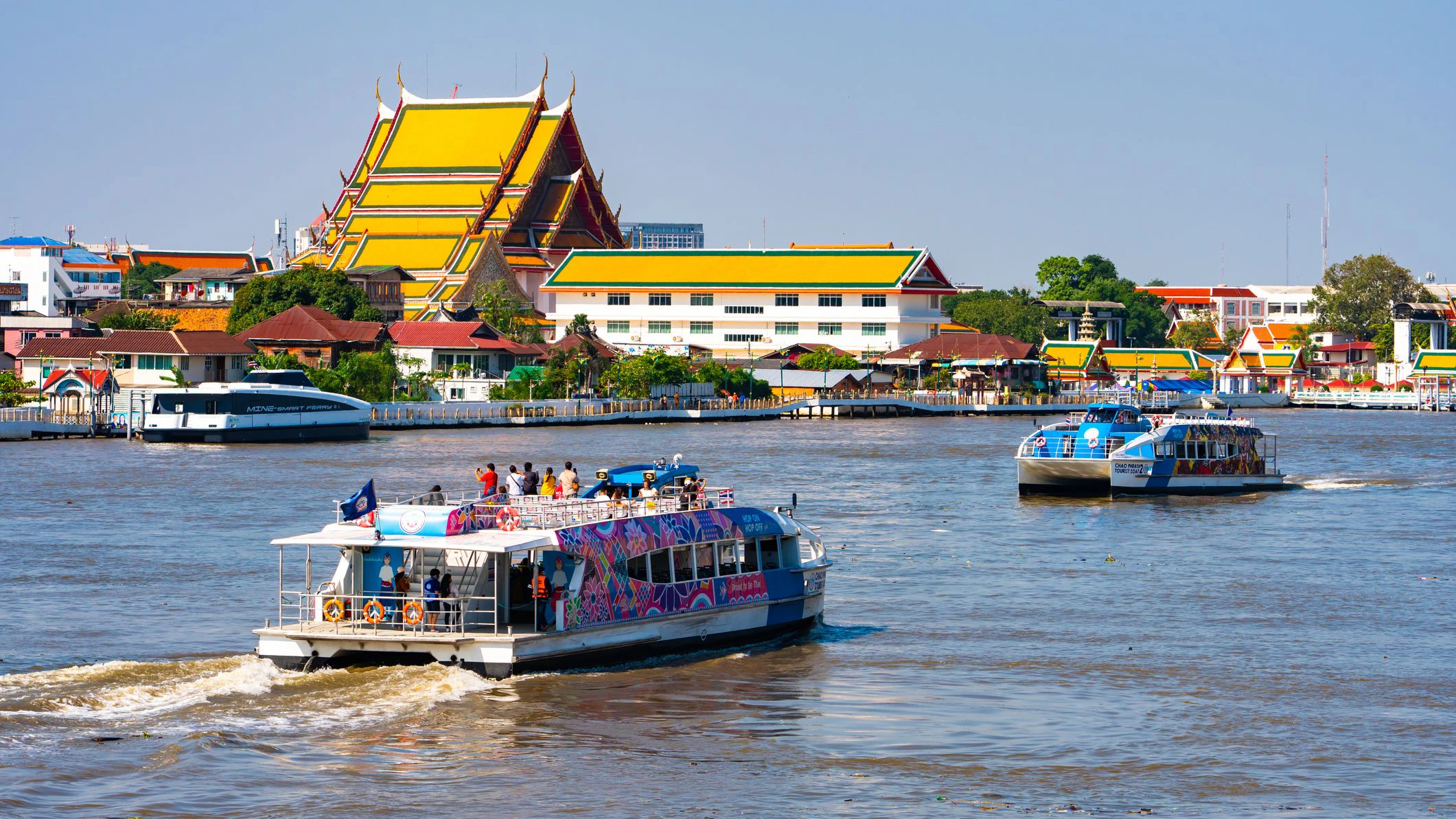 In Thailand ist eine Fähre mit 73 Personen an Bord gesunken. Alle Personen konnten gerettet werden. Symbolbild.