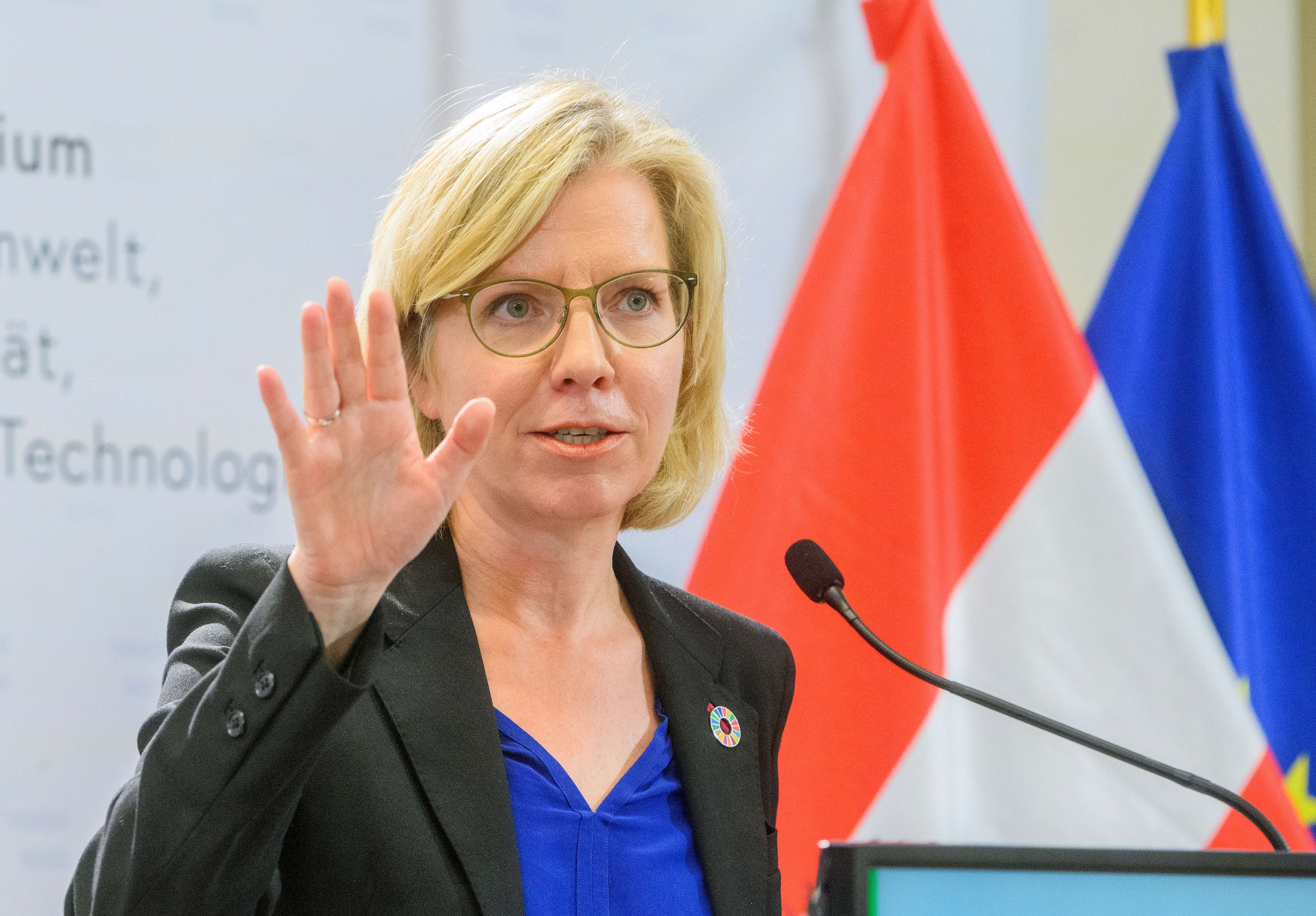 Die grüne Klimaministerin Leonore Gewessler ist wegen ihrer Personalpolitik im Visier der Freiheitlichen.