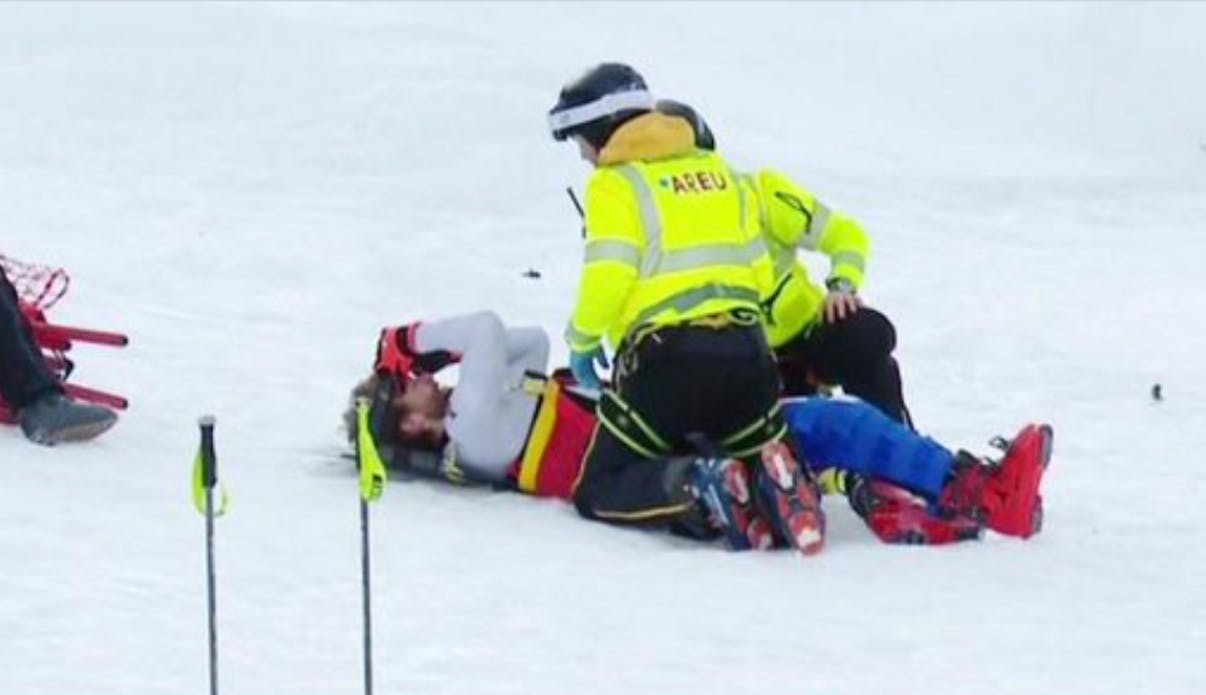 Der schwere Sturz von Marco Schwarz in Bormio Heute.at