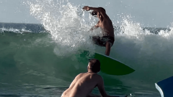 Freunde zollten Khai online Tribut. Einer schrieb in den sozialen Medien: «Flieg hoch, Kai – wir lieben und vermissen dich». 