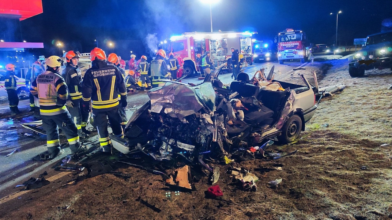 Heute.at - Mann stirbt bei fatalem Frontalcrash mit Transporter
