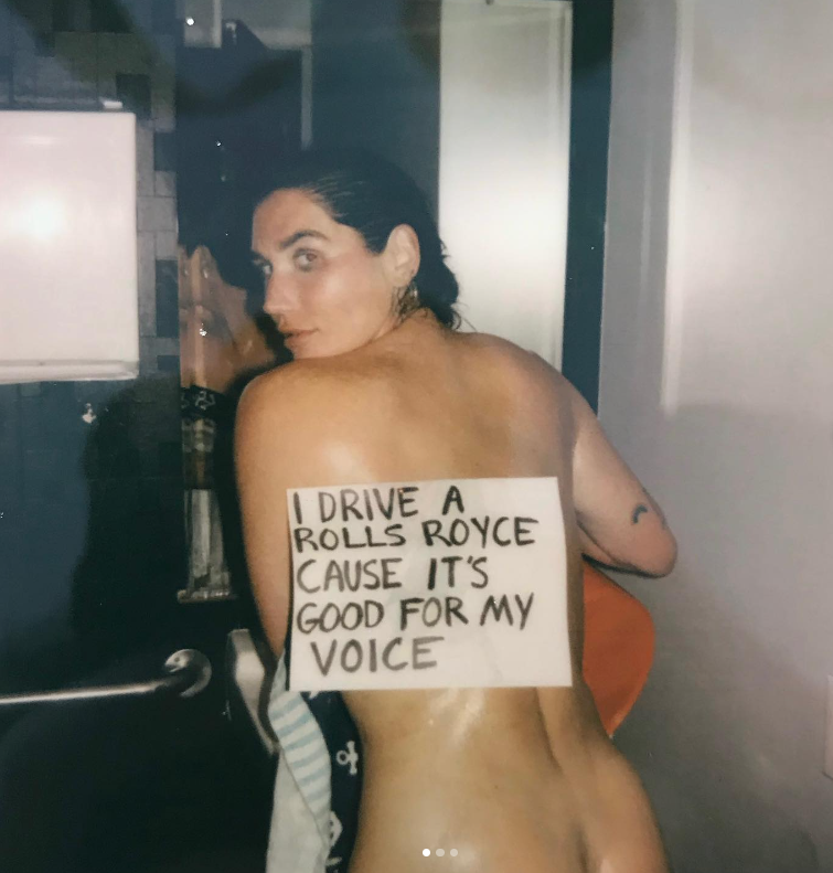 Kesha Nude Photos