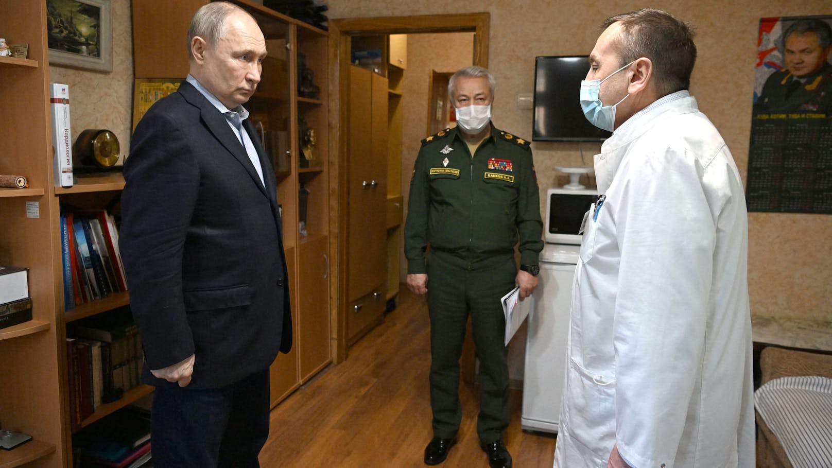 Am Neujahrstag besuchte Putin ein Militärkrankenhaus in Moskau.