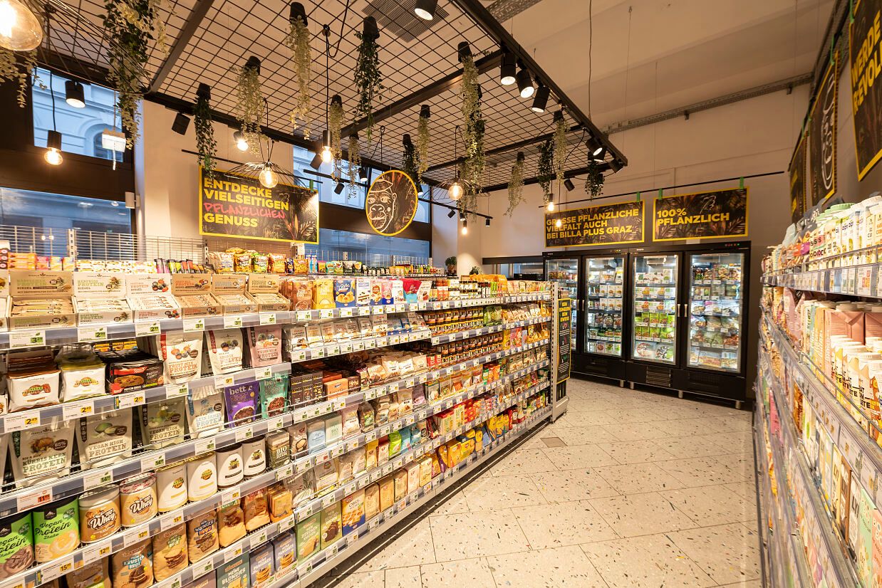 Mittlerweile gibt es sogar schon zwei rein vegane Supermärkte. 