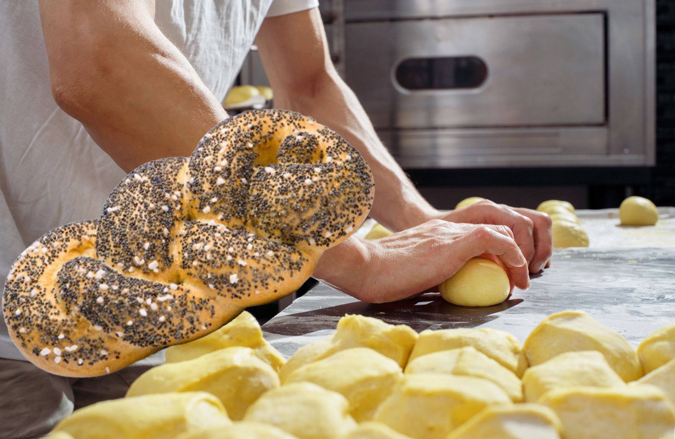 Nicht nur Brot ist mittlerweile teuer, auch bei Kleingebäck kommt man auf stolze Kilo-Preise.