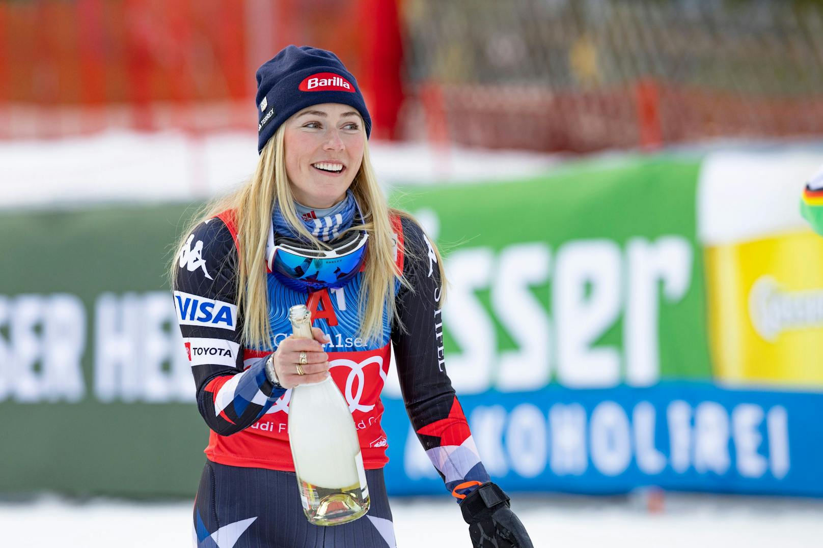 Auch im Slalom von Lienz war Mikaela Shiffrin nicht zu schlagen. Mit einem Vorsprung von über zwei Sekunden ließ sie die Konkurrenz hinter sich, holte ihren 93. Weltcupsieg. Die ÖSV-Damen fuhren mit fünf Läuferinnen unter den Top 13 ein gutes Mannschaftsergebnis ein.