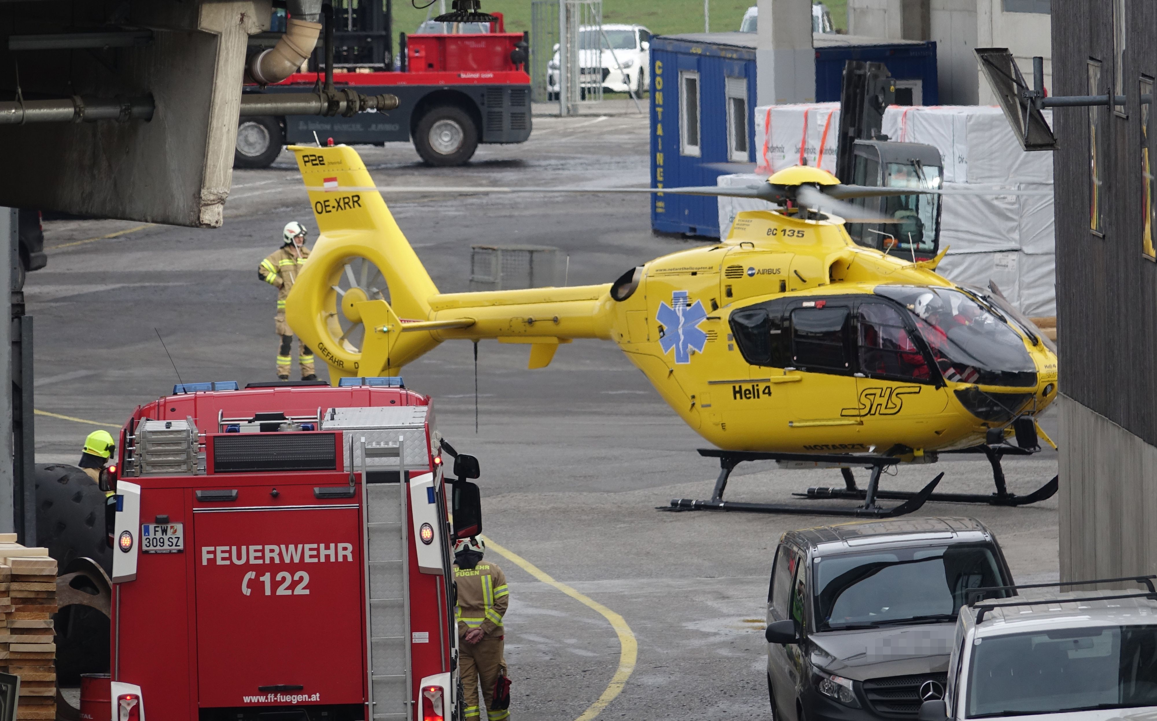 Das Kleinkind wurde mit dem Rettungshubschrauber in das Krankenhaus nach Innsbruck eingeliefert. Archivbild.