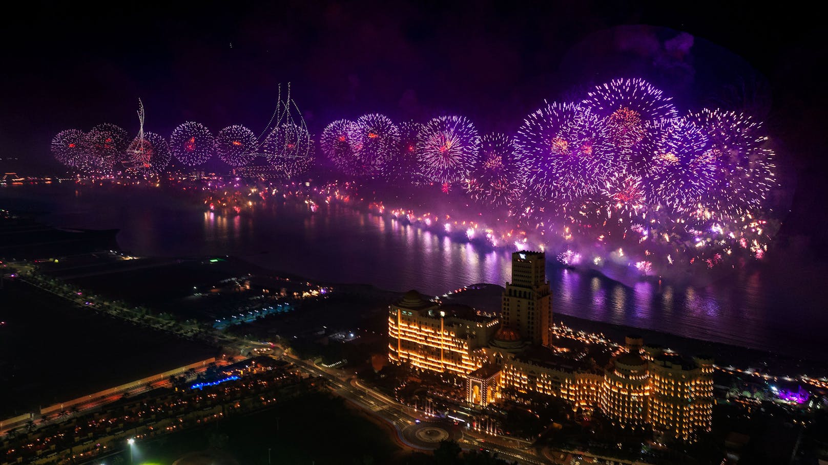 Dieses Silvester-Feuerwerk stellte neuen Weltrekord auf