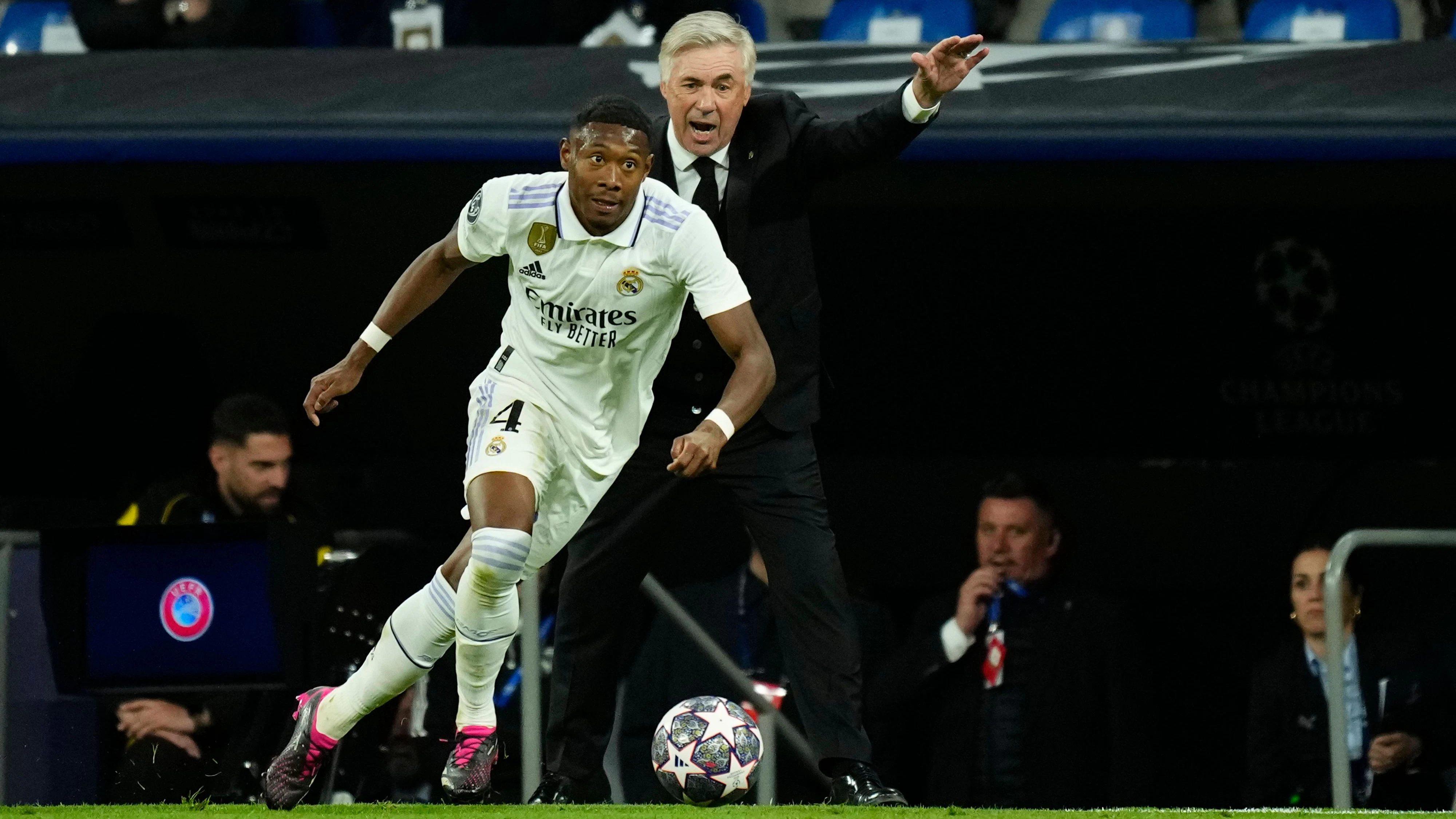 Real-Trainer Carlo Ancelotti will trotz der Verletzungen von David Alaba und Eder Militao keinen neuen Innenverteidiger verpflichten.