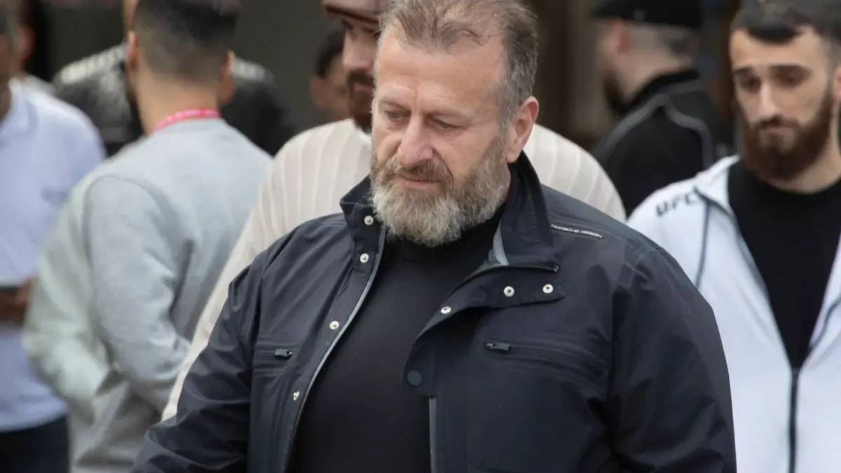 Issa Remmo ist das Oberhaupt des Clans, bei der Verletzten soll es sich um seine Tochter handeln. 