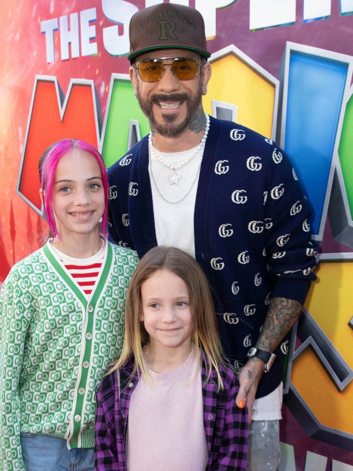 AJ mit seinen Töchtern: Ava Jaymes und Lyric Dean