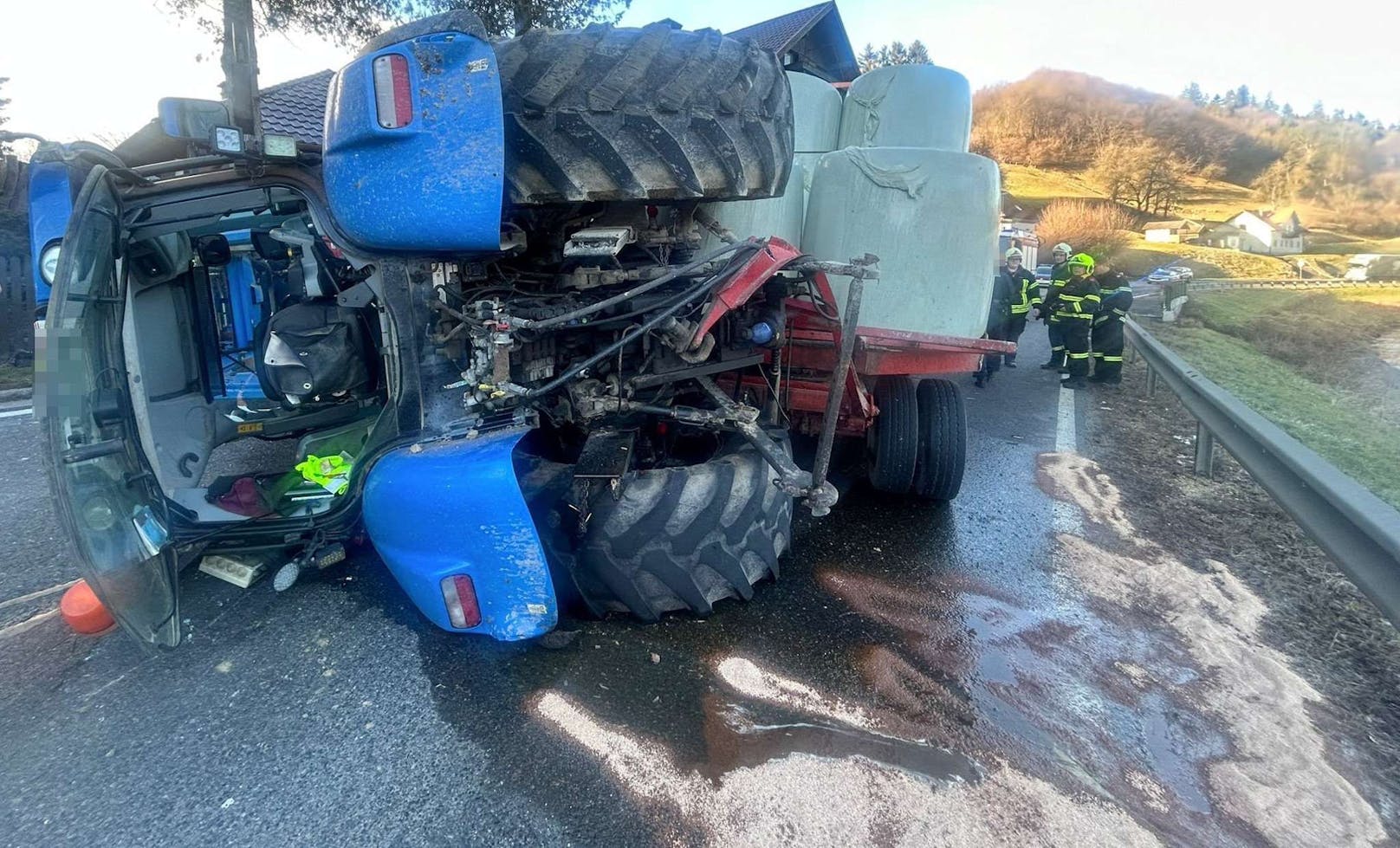 Traktorunfall: Lenker kollidierte mit Rotlicht-Lokal