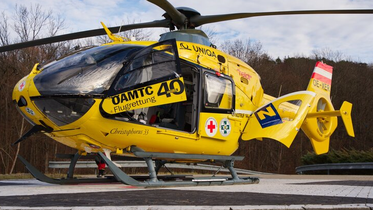 Christophorus 18 soll vorerst wie der C33 (am Bild) in Wr. Neustadt stationiert sein