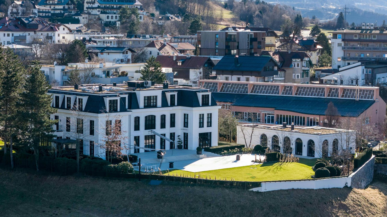 Das ist Rene Benkos Luxus-Villa in Innsbruck.