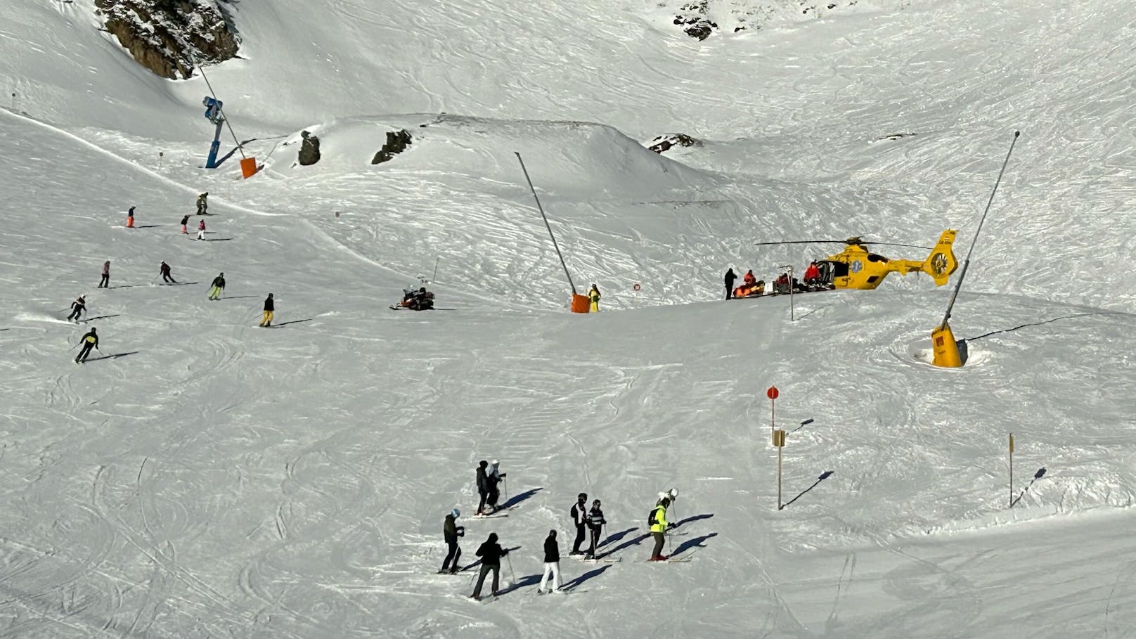 Schwerer Unfall auf blauer Skipiste in Kirchberg