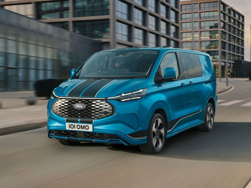 Der neue Ford Transit Custom ist erstmals rein elektrisch erhältlich