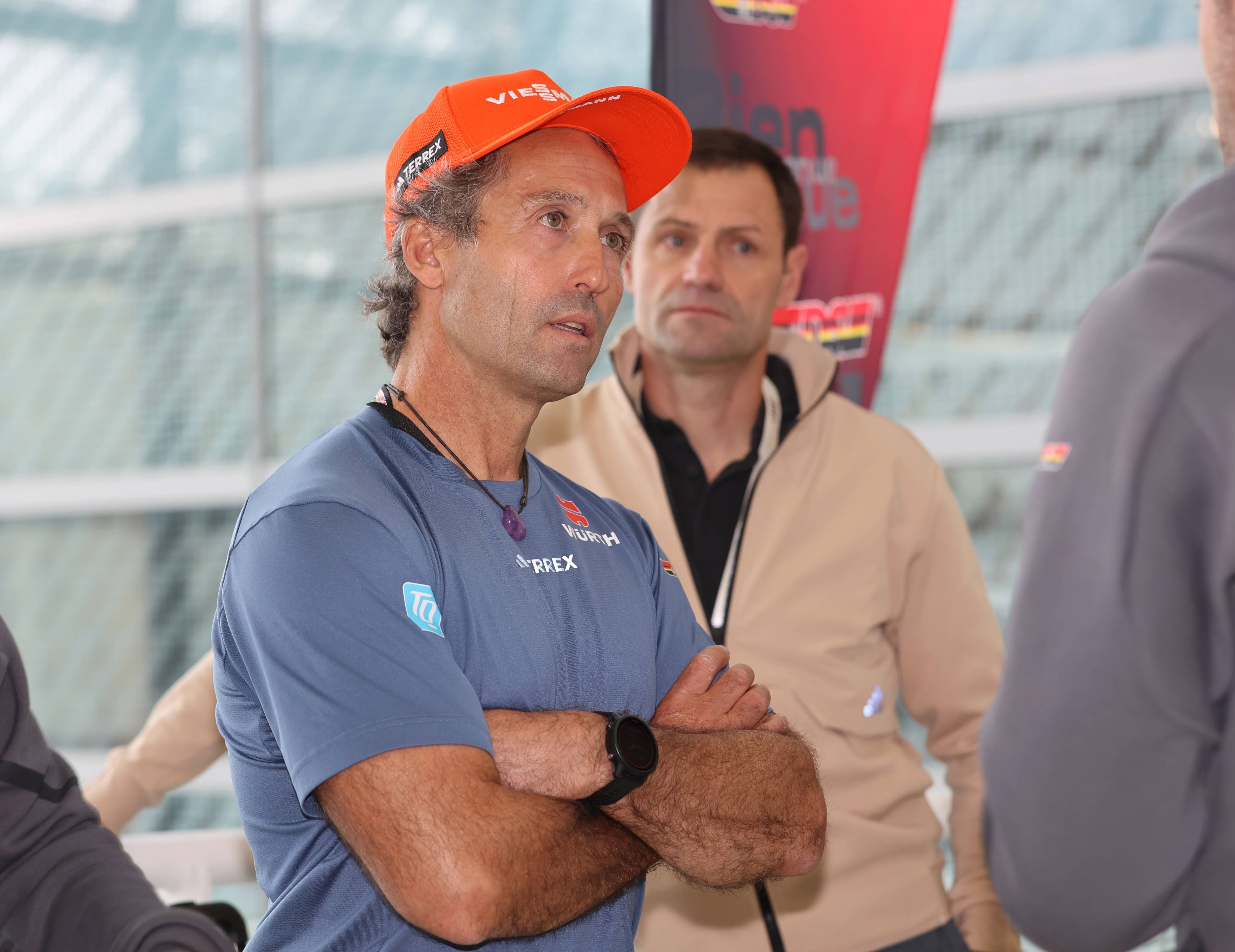 Der deutsche Langlauf-Trainer Peter Schlickenrieder wurde von der Tour de Ski rausgeworfen. 