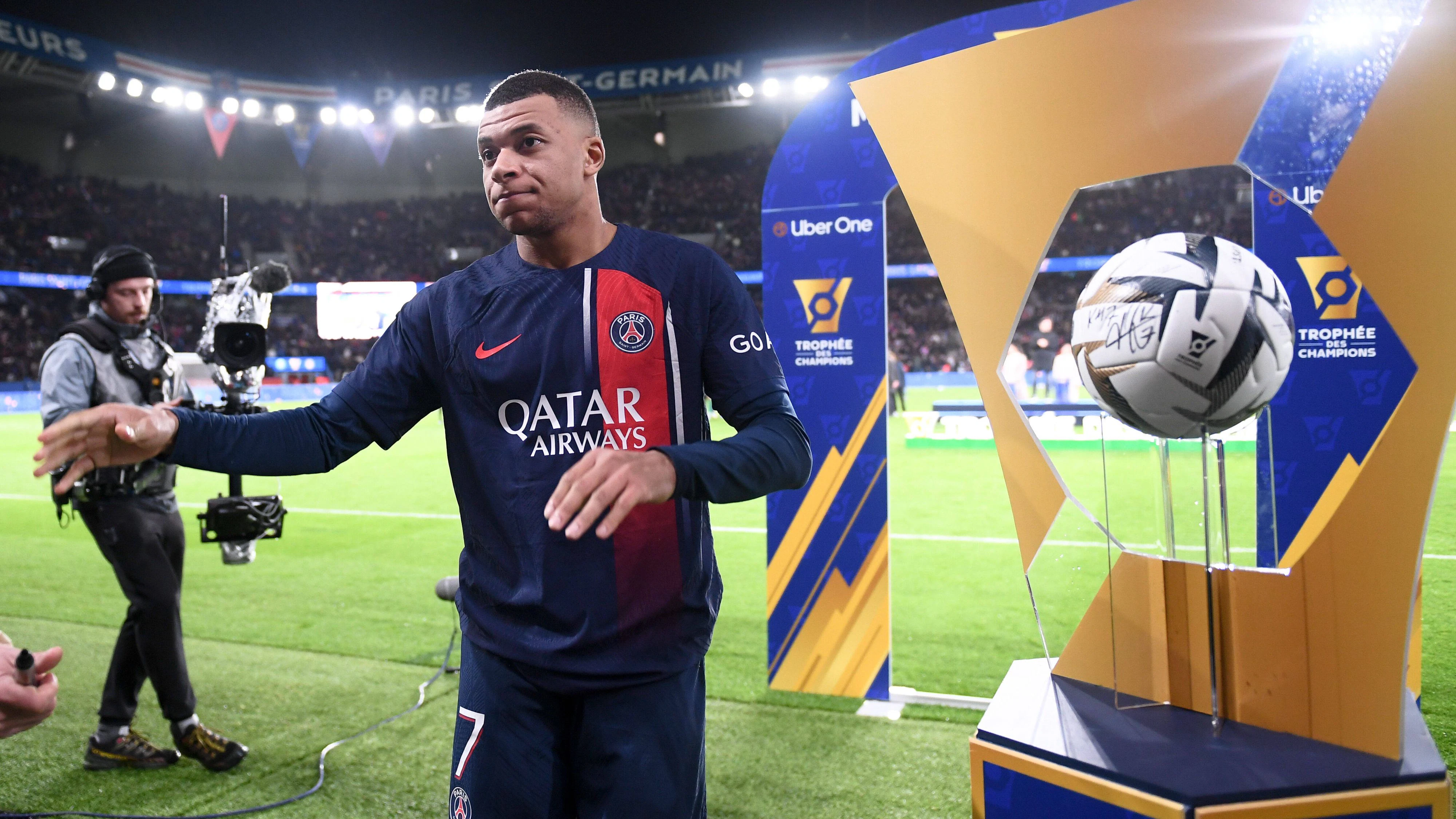 Kylian Mbappe gewann mit Paris Saint-Germain den Supercup.