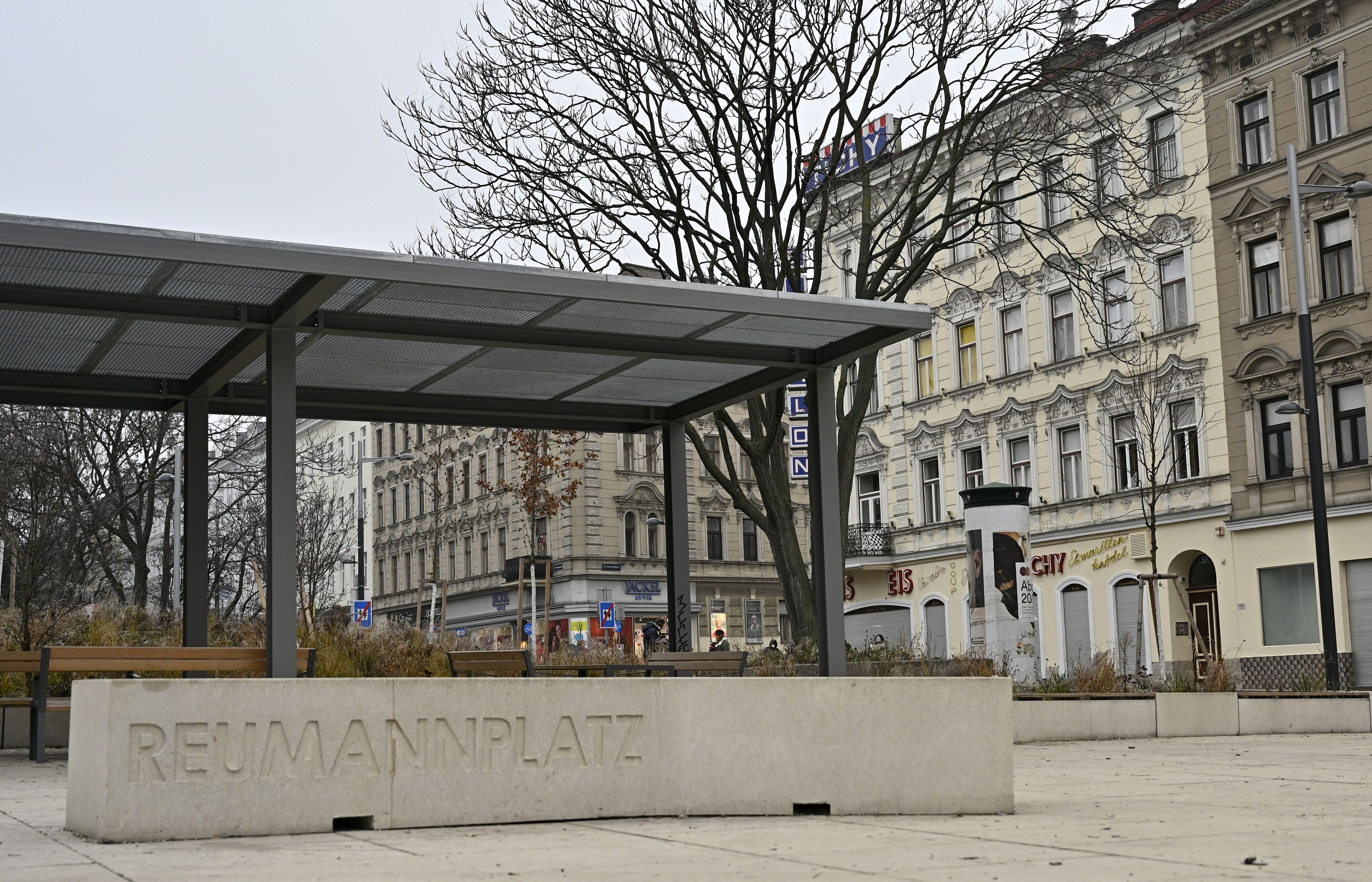 Am Reumannplatz in Wien-Favoriten kam es am Mittwochabend zu einer blutigen Messerattacke. (Archivbild)