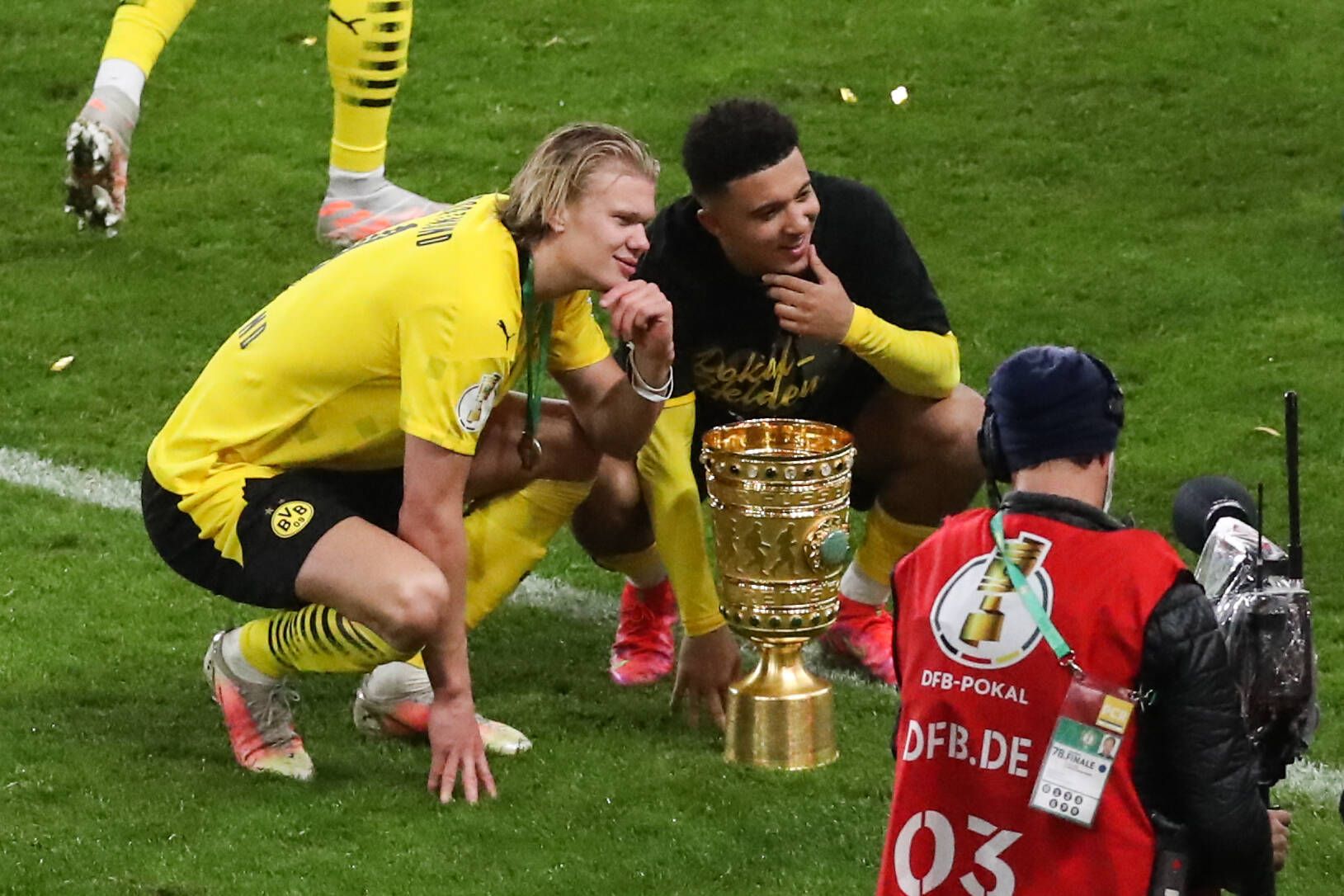 2021 gewannen Jadon Sancho und Erling Haaland mit dem BVB den deutschen Pokal.