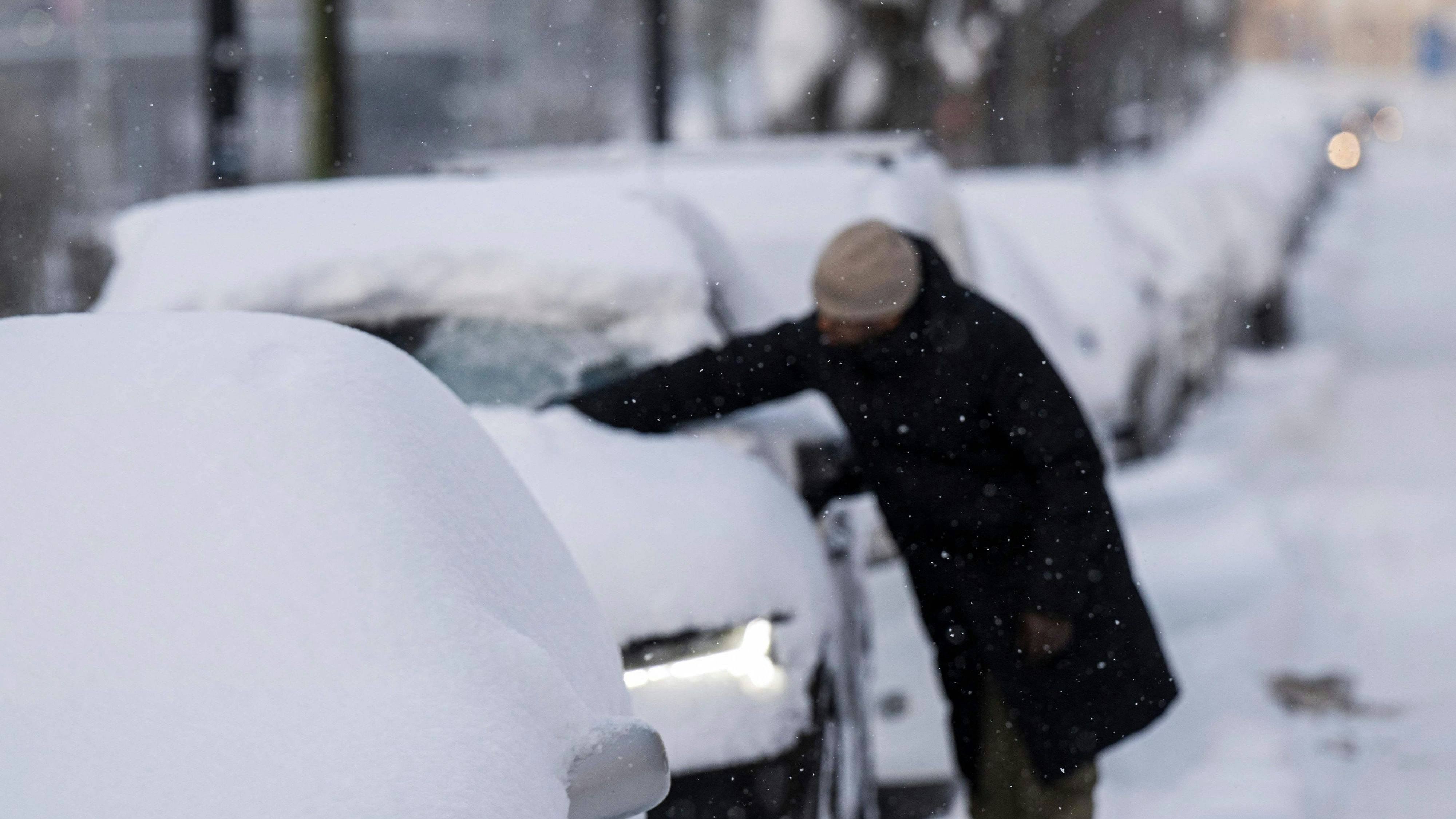 Ein Tiefdruckgebiet sorgt in den kommenden Tagen für eisige Kälte. (Symbolbild)