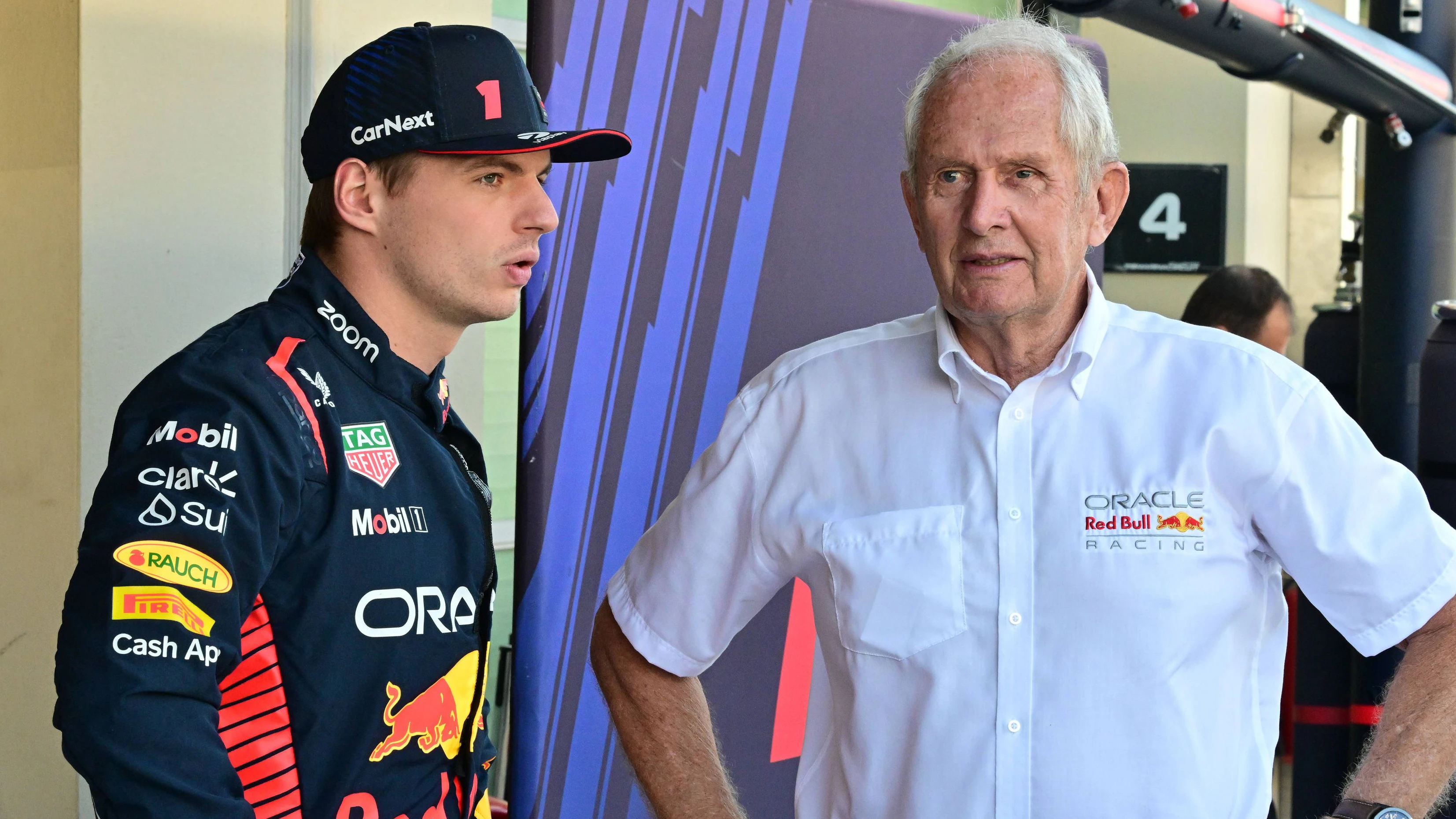Red-Bull-Berater Helmut Marko gibt sich nach dem nicht bestandenen Crashtest gelassen. 