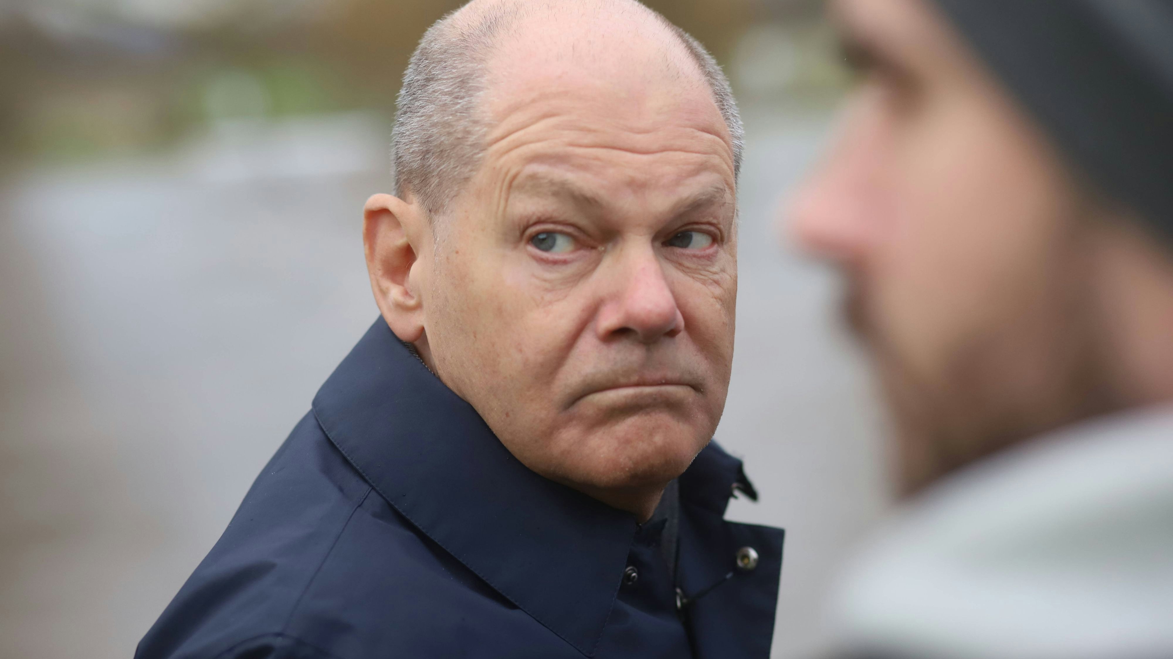 Nur 19 Prozent der Wahlberechtigten sind laut einer ARD-Umfrage mit der Arbeit von Olaf Scholz zufrieden. 